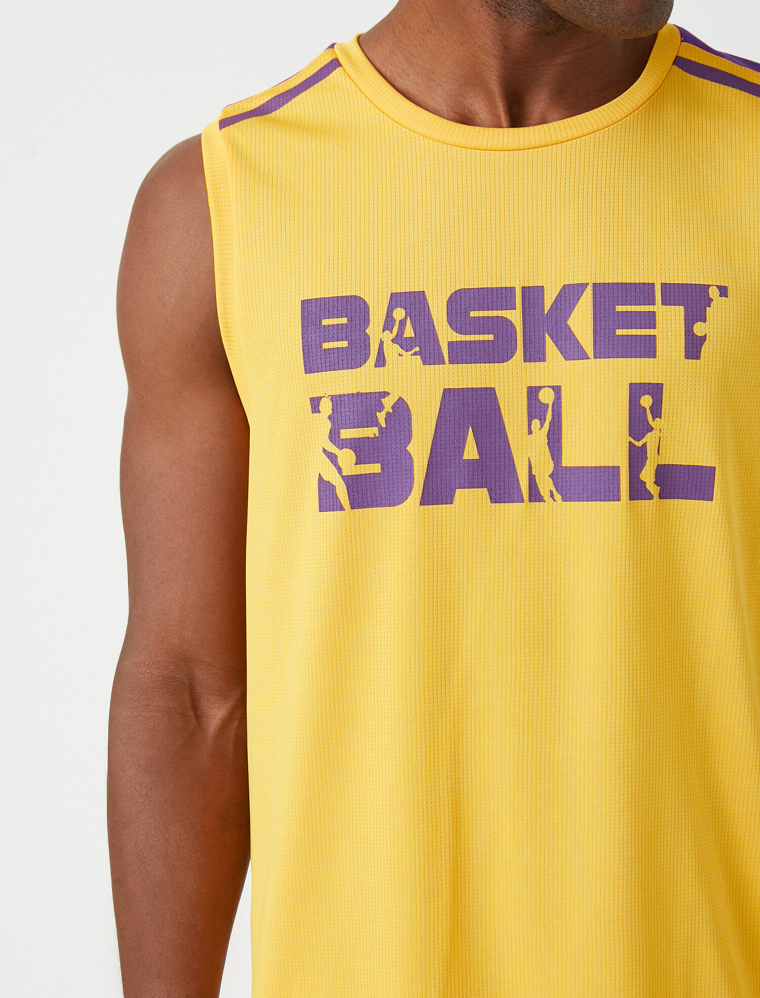   Basketbol Baskılı Sporcu Atleti