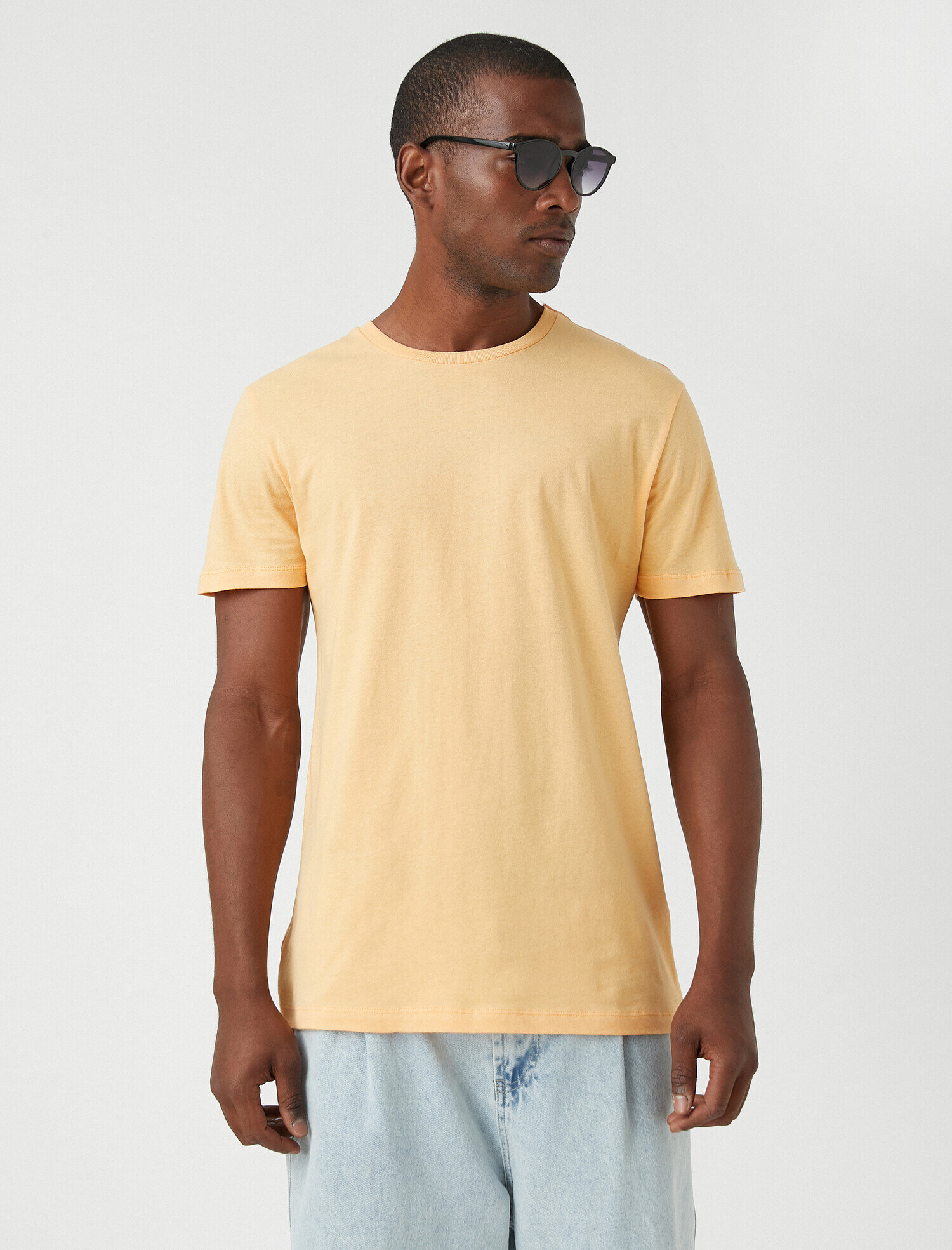   Basic Tişört Bisiklet Yaka