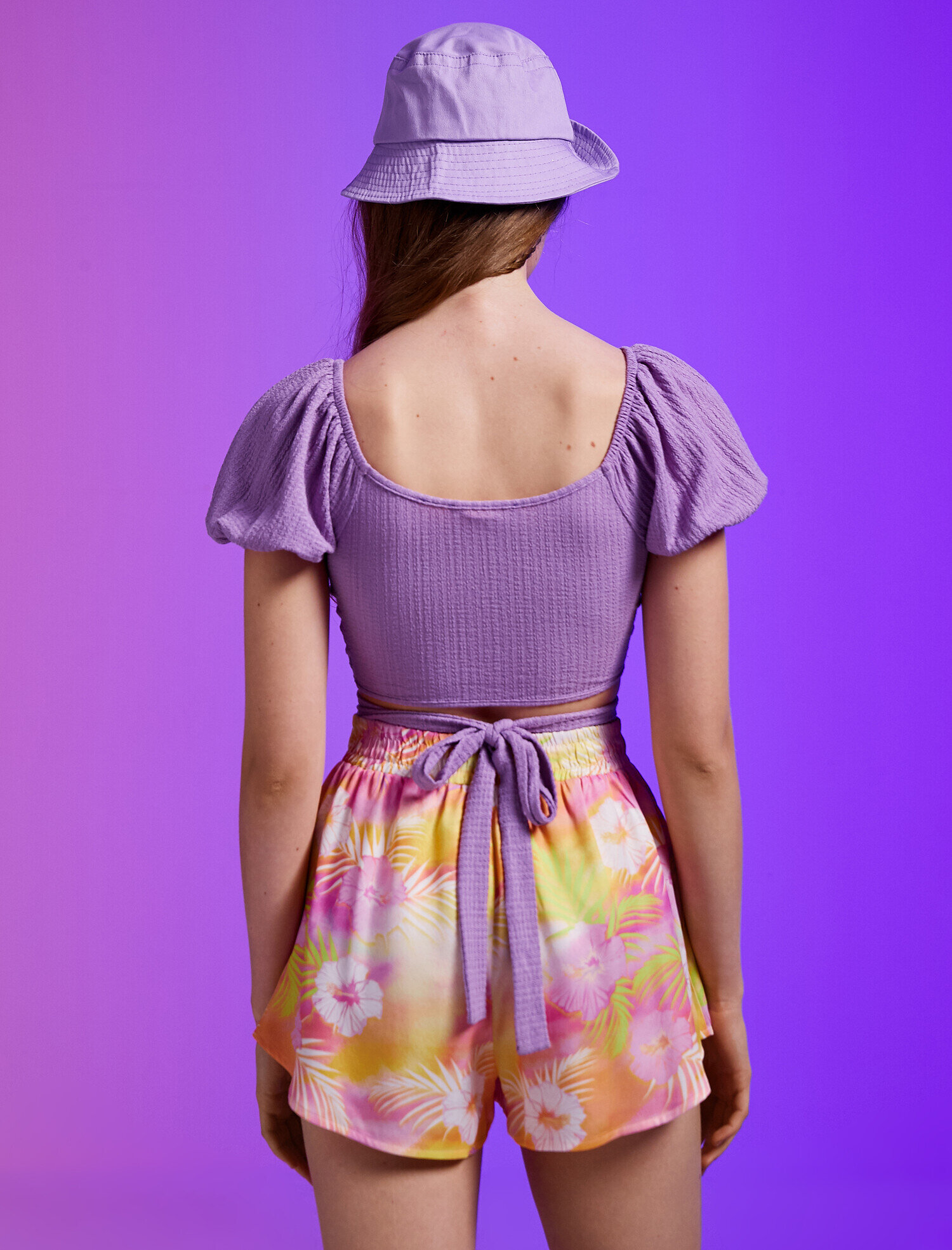   Crop Tişört Çapraz Detaylı V Yaka