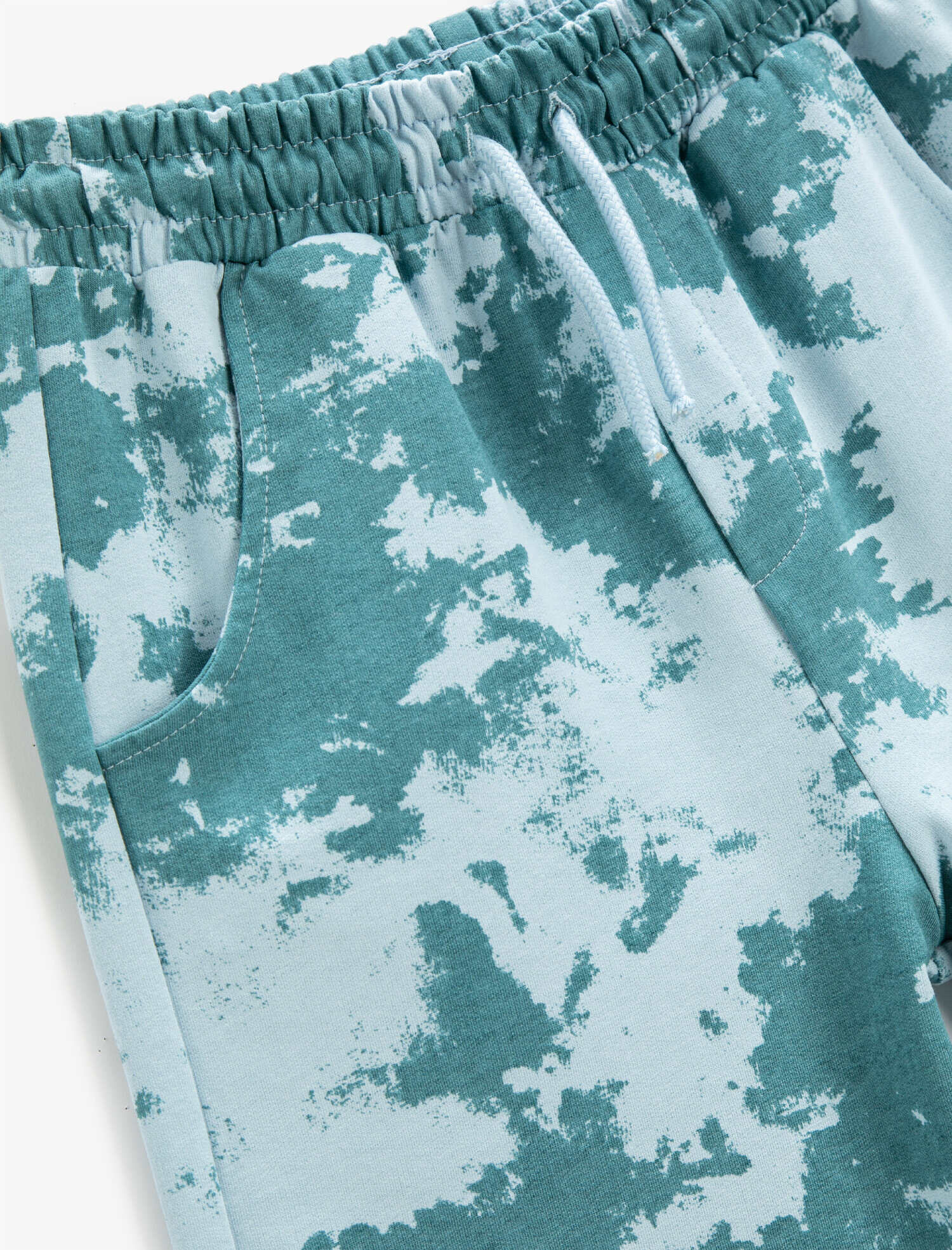  Erkek Çocuk Şort Cepli Diz Üstü Pamuklu