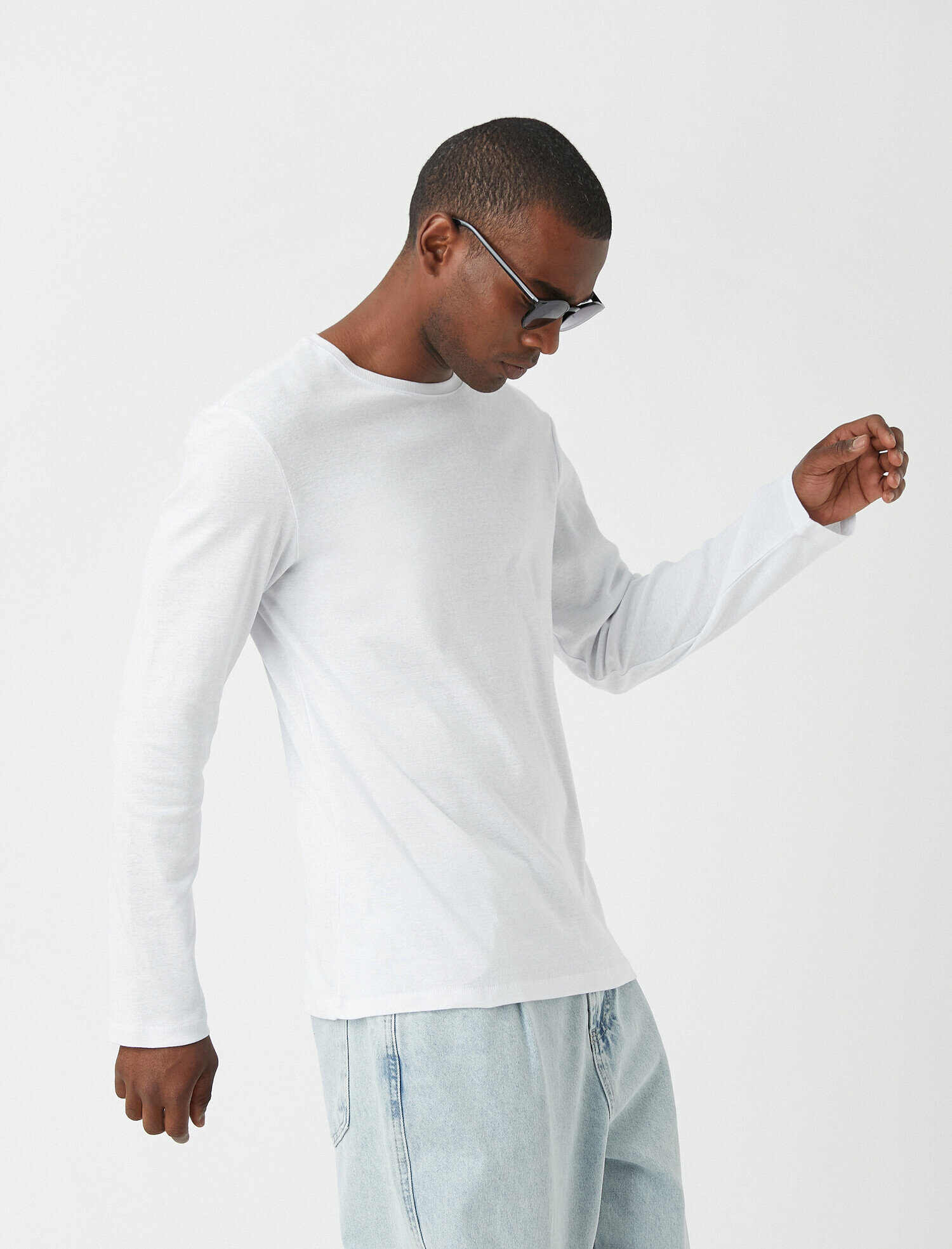   Bisiklet Yaka Uzun Kollu Tişört