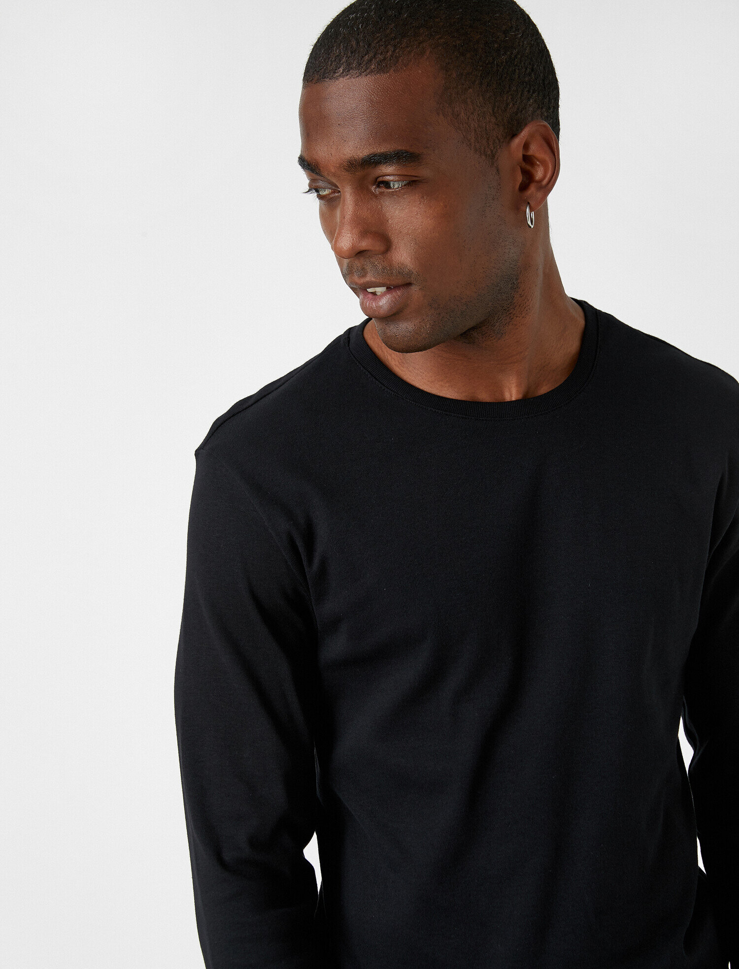   Bisiklet Yaka Uzun Kollu Tişört