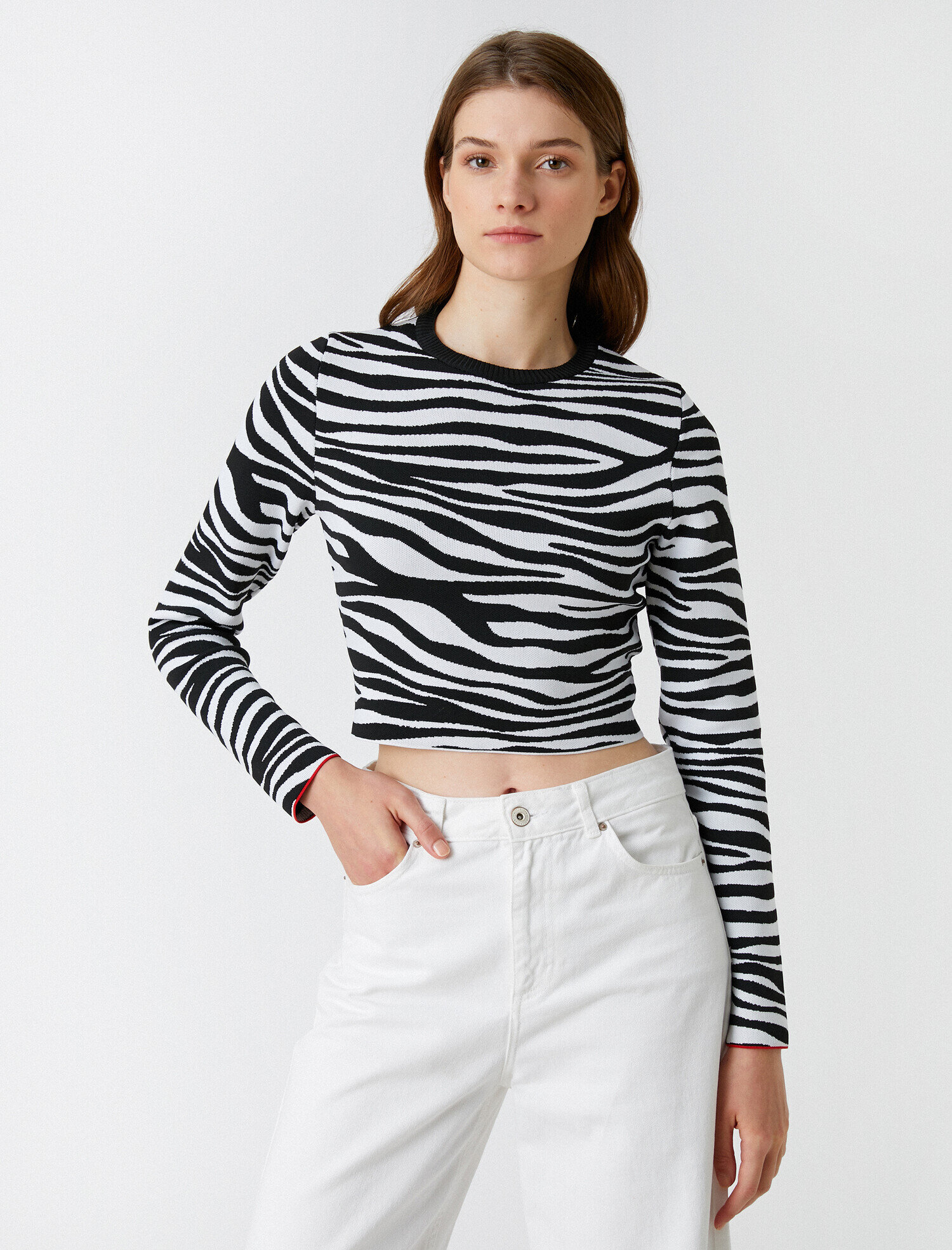   Zebra Desenli Triko Kazak Pencere Detaylı