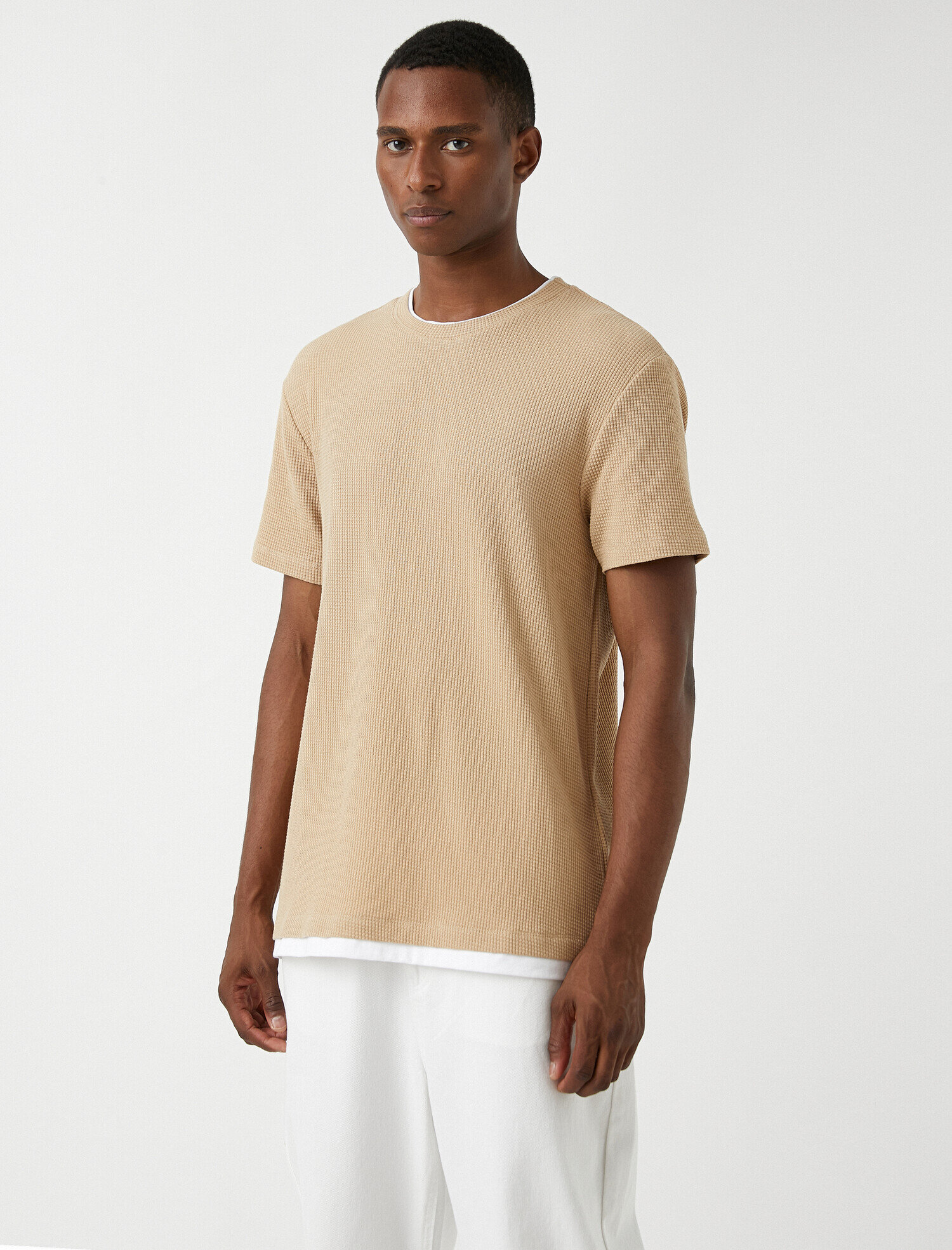   Dokulu Basic Tişört