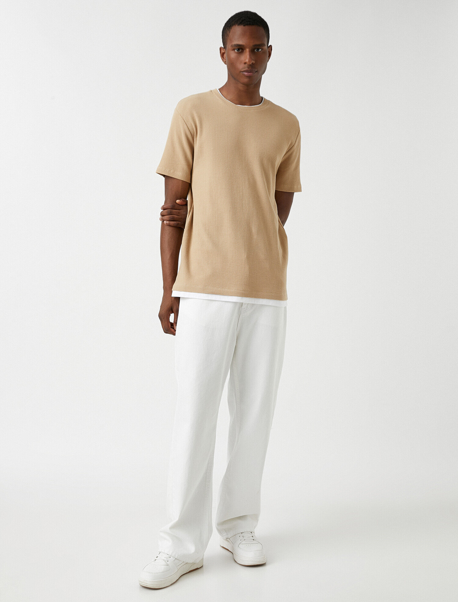   Dokulu Basic Tişört