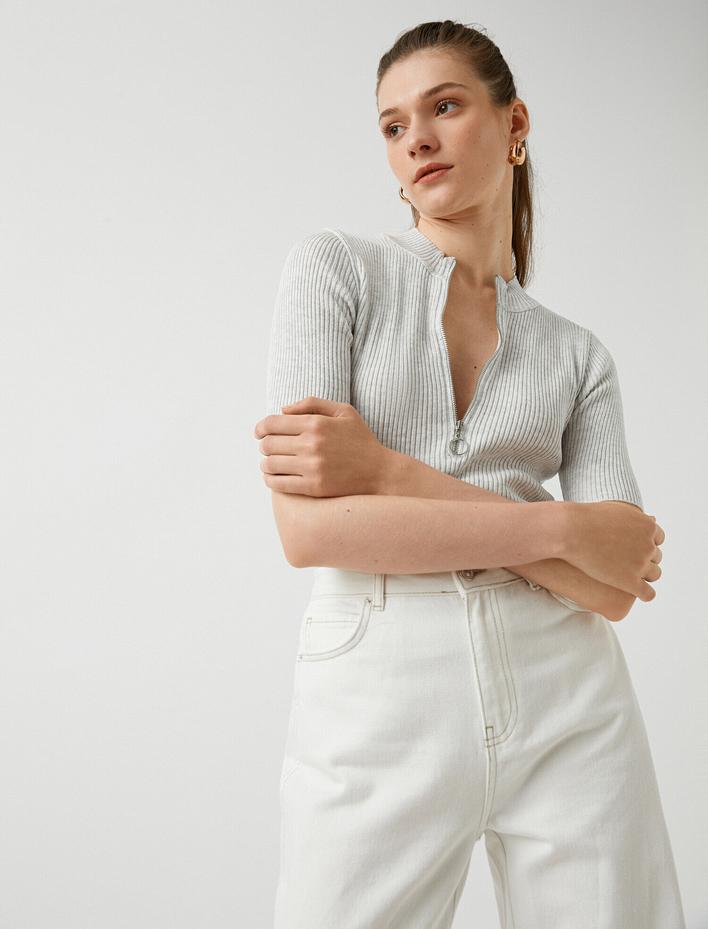  Kısa Kollu Triko Fermuar Detaylı Kaşmir Dokulu