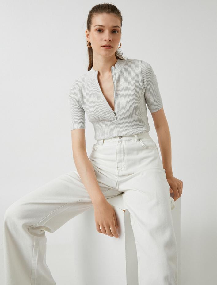  Kısa Kollu Triko Fermuar Detaylı Kaşmir Dokulu