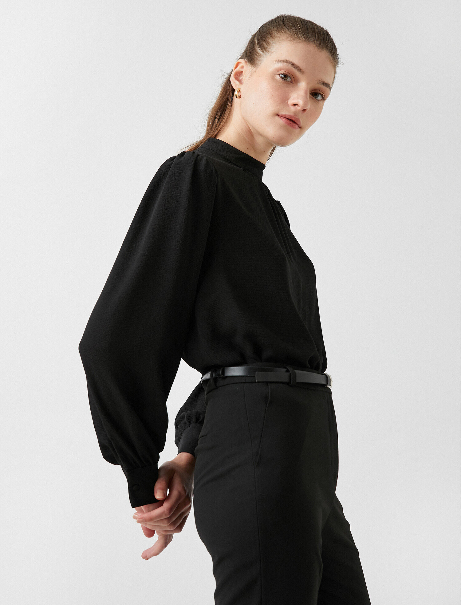   Uzun Balon Kollu Bluz