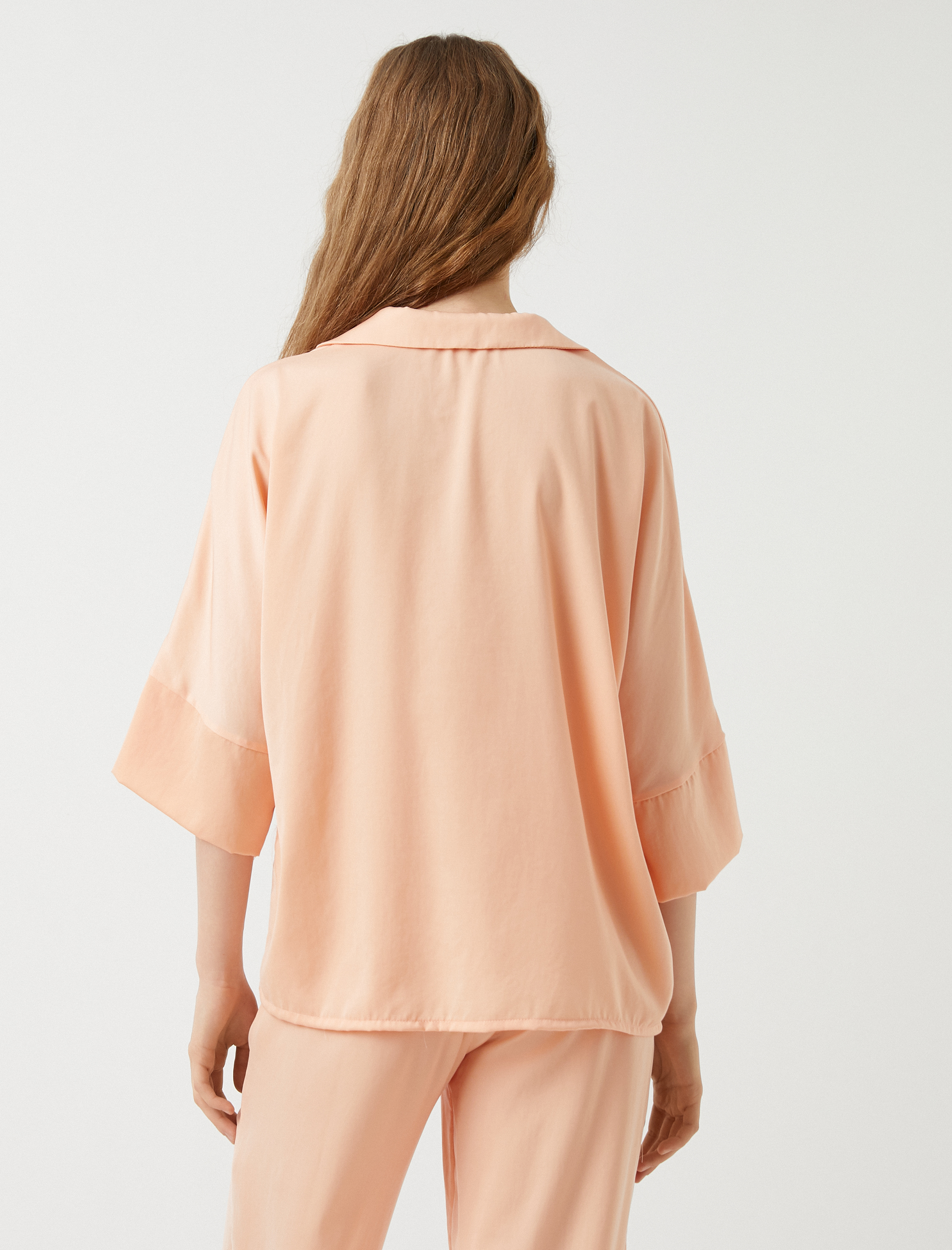   Düğmeli Saten Pijama Üstü Truvakar Kol