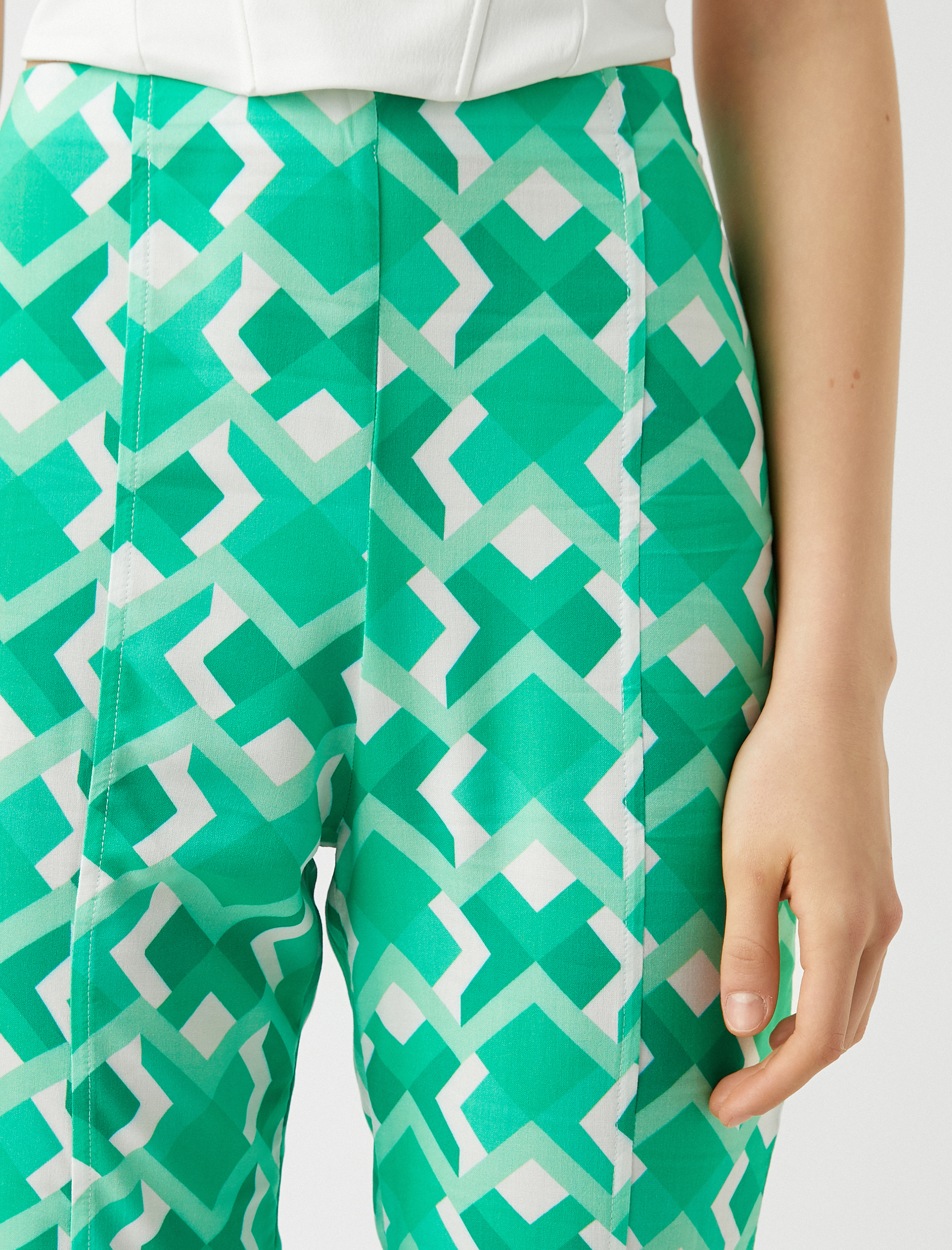   İspanyol Paça Yırtmaçlı Pantolon