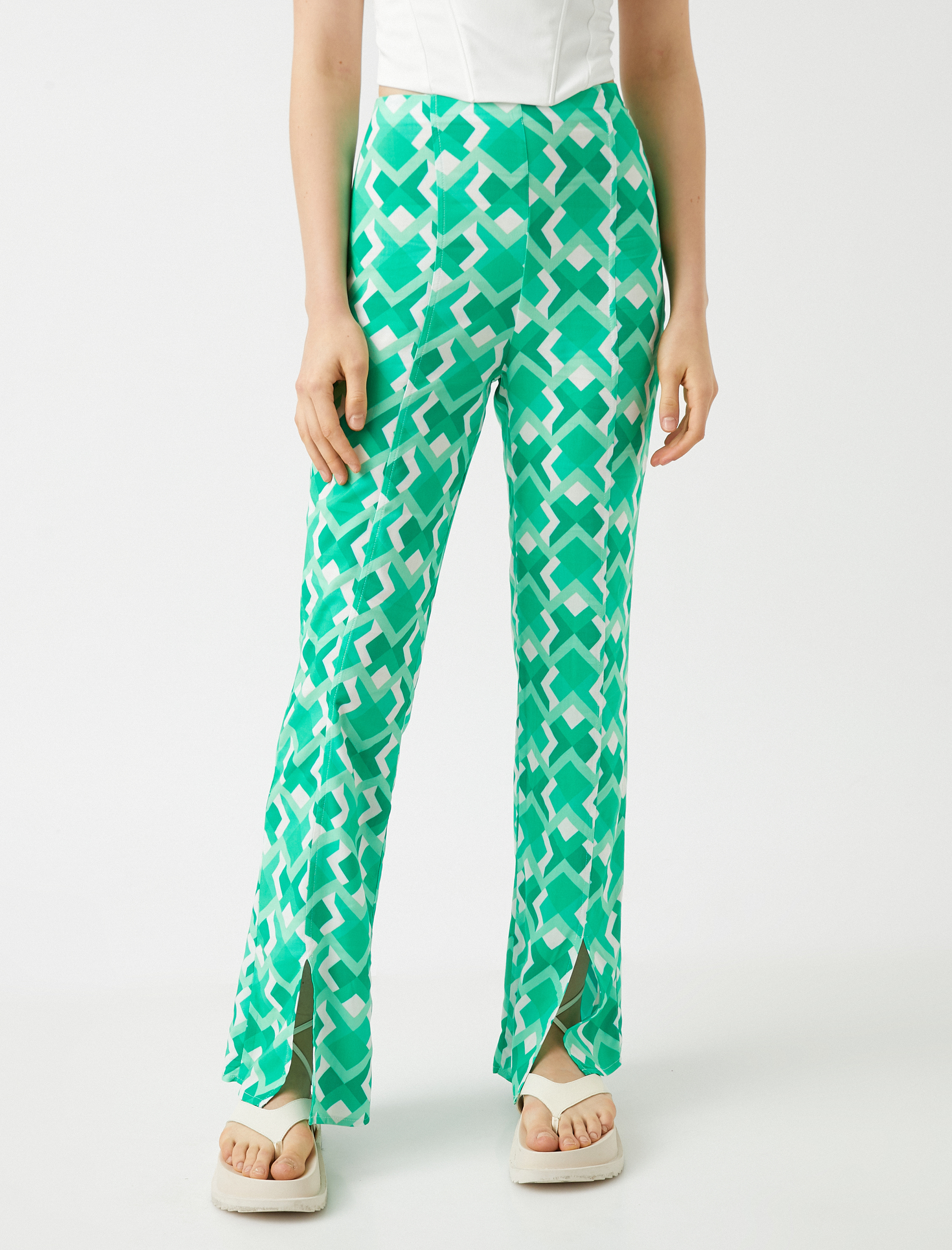   İspanyol Paça Yırtmaçlı Pantolon