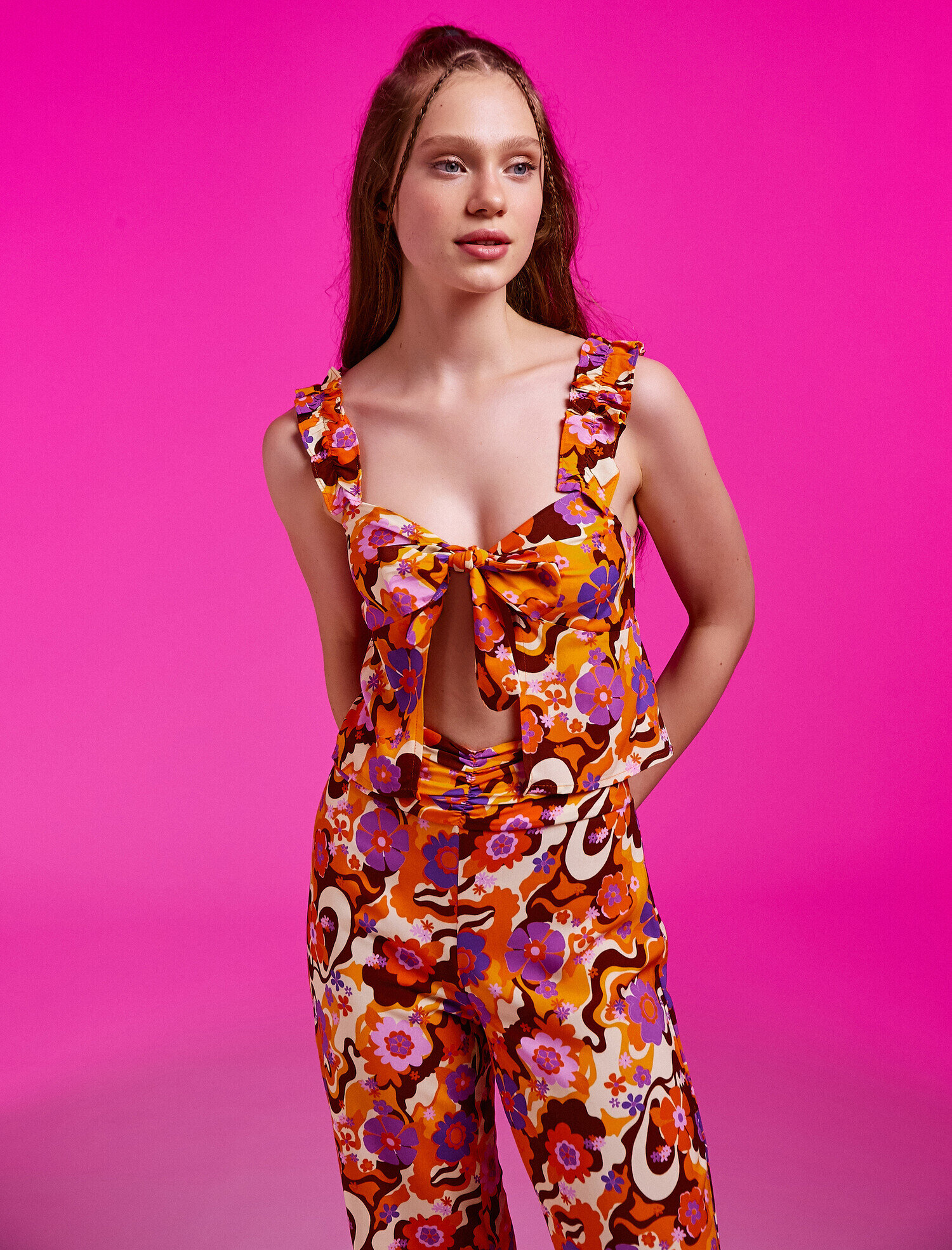   Çiçekli Önden Bağlamalı Bluz