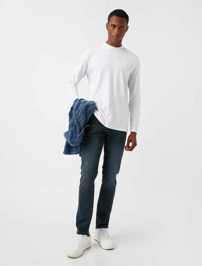  Yüksek Yaka Uzun Kollu Tişört