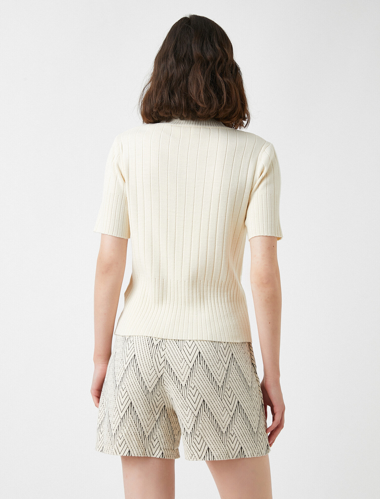   Dik Yaka Triko Kısa Kollu Kaşmir Dokulu