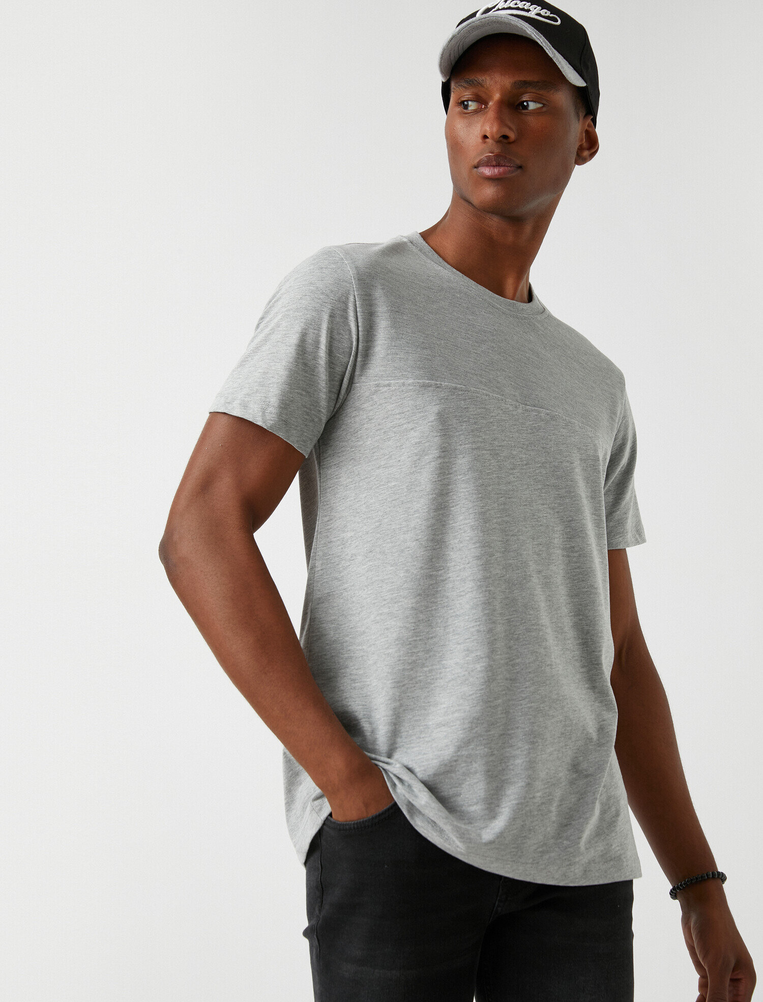   Basic Tişört Slim Fit Bisiklet Yaka