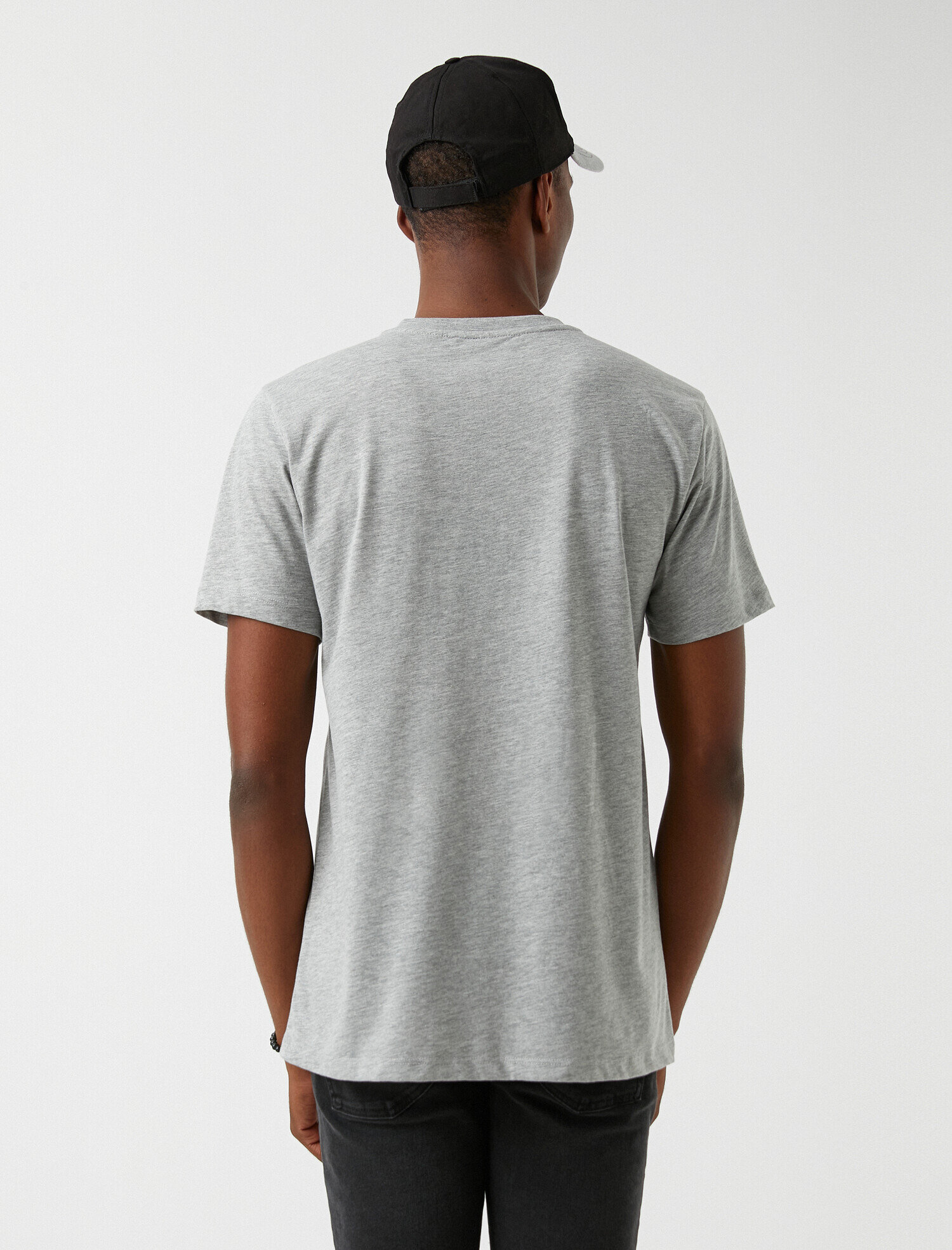   Basic Tişört Slim Fit Bisiklet Yaka