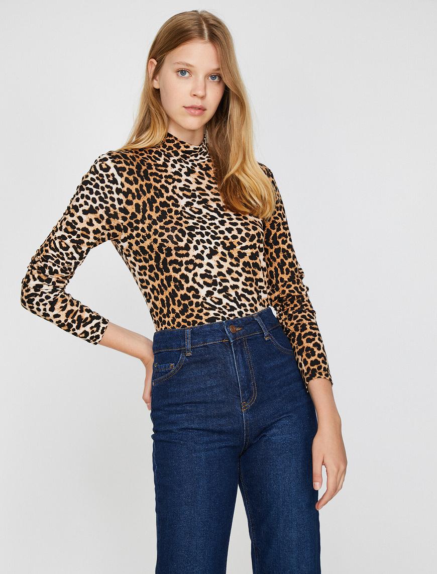   Leopar Desenli Tişört