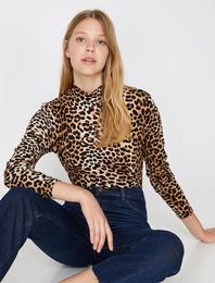 Leopar Desenli Tişört
