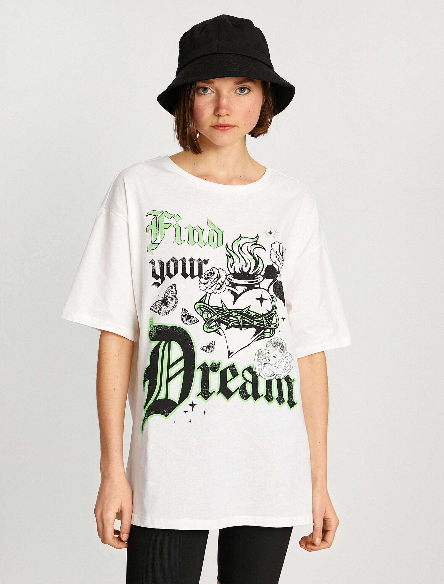   Oversizse Kısa Kollu Tişört