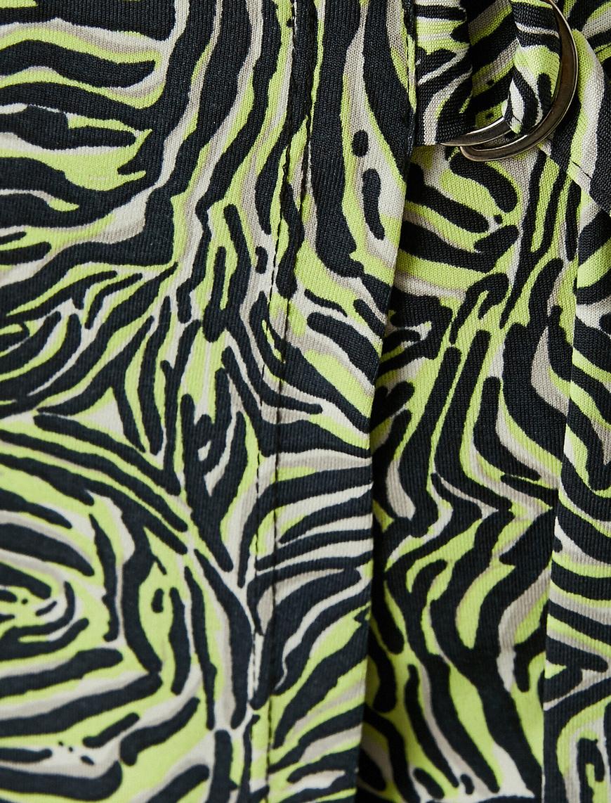   Zebra Desenli Şort Etek Metal Aksesuar Detaylı