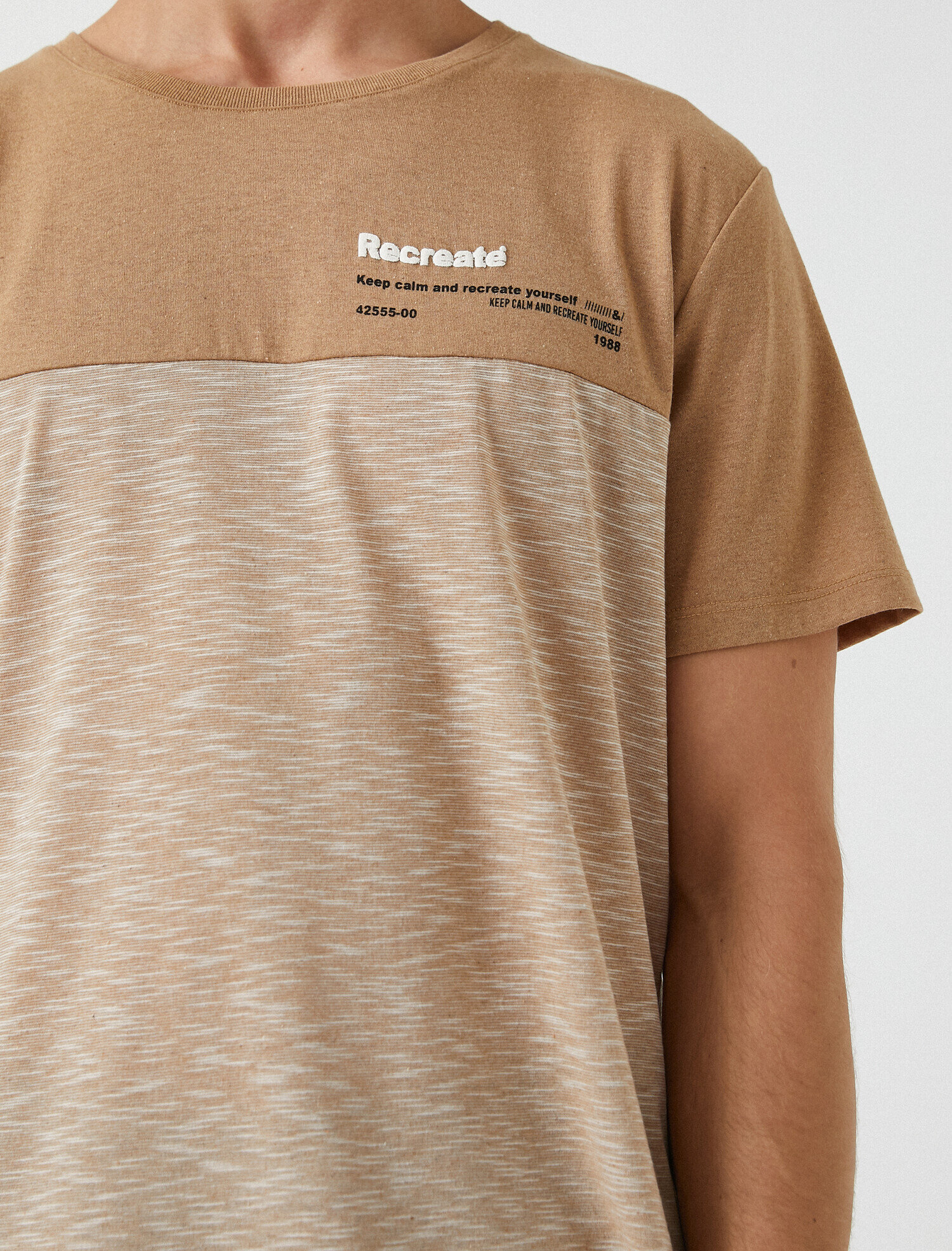   Kırçıllı Baskılı Tişört