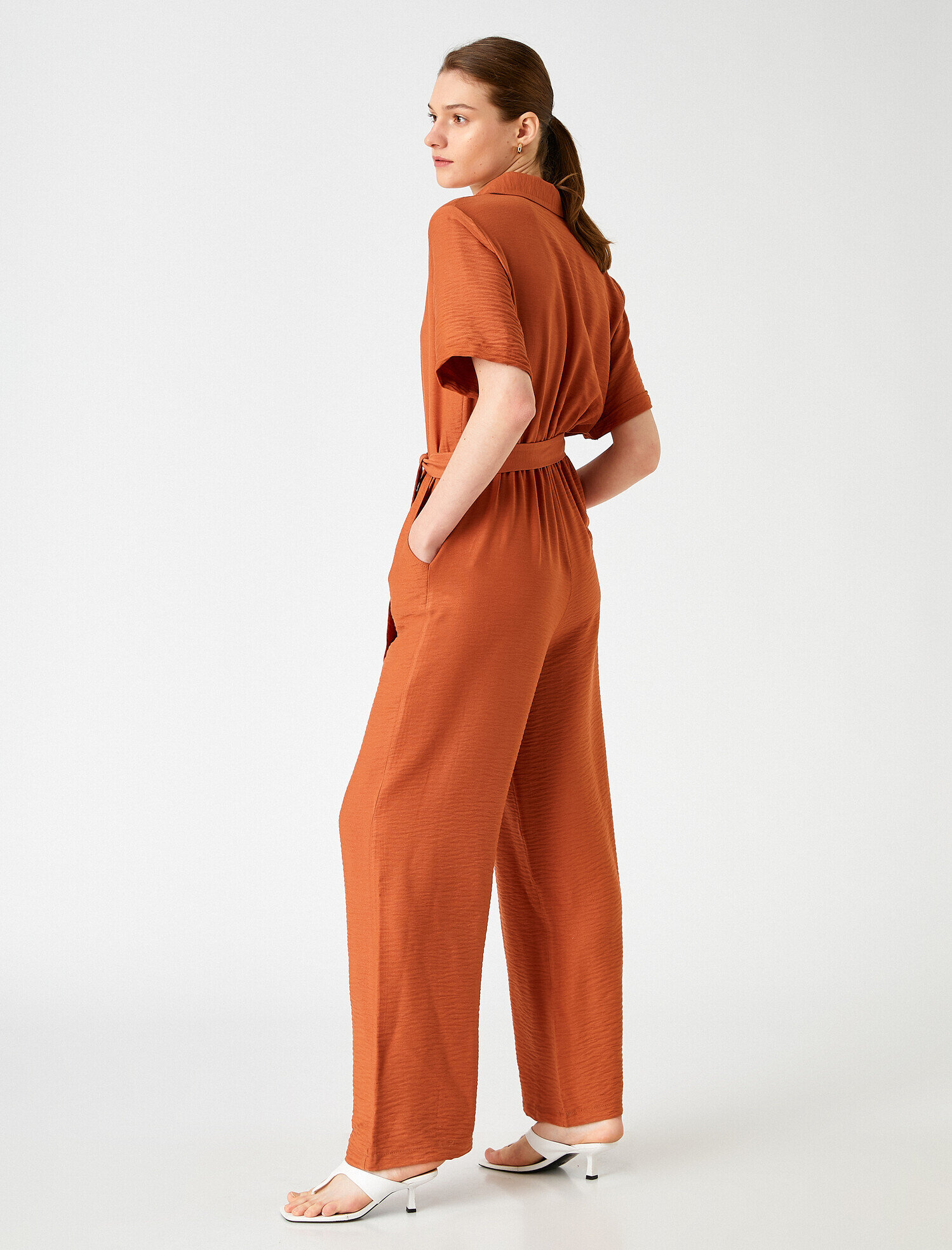   Gömlek Yaka Tulum Beli Kuşaklı Kısa Kollu