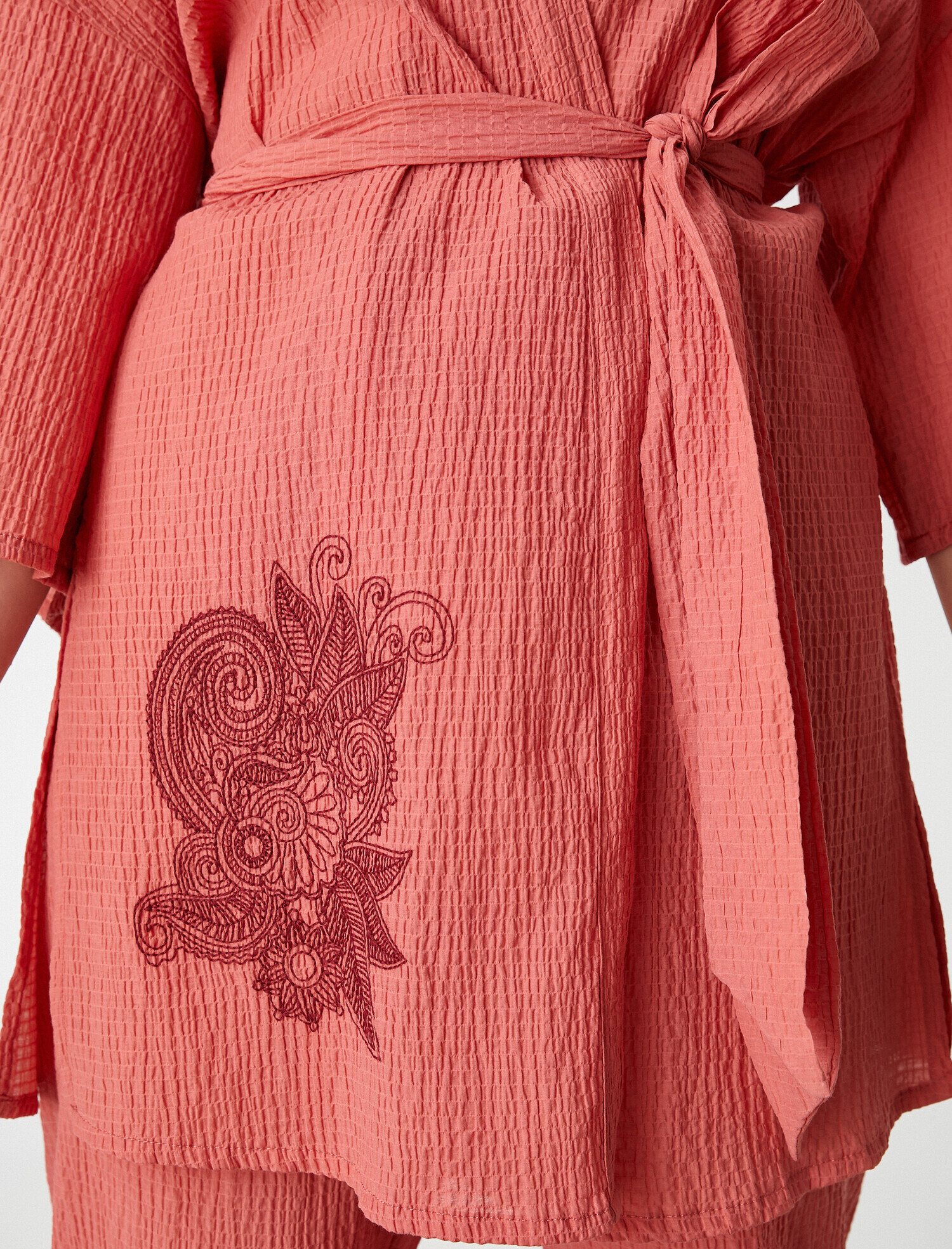   Nakışlı Yoga Kimono Kuşak Detaylı