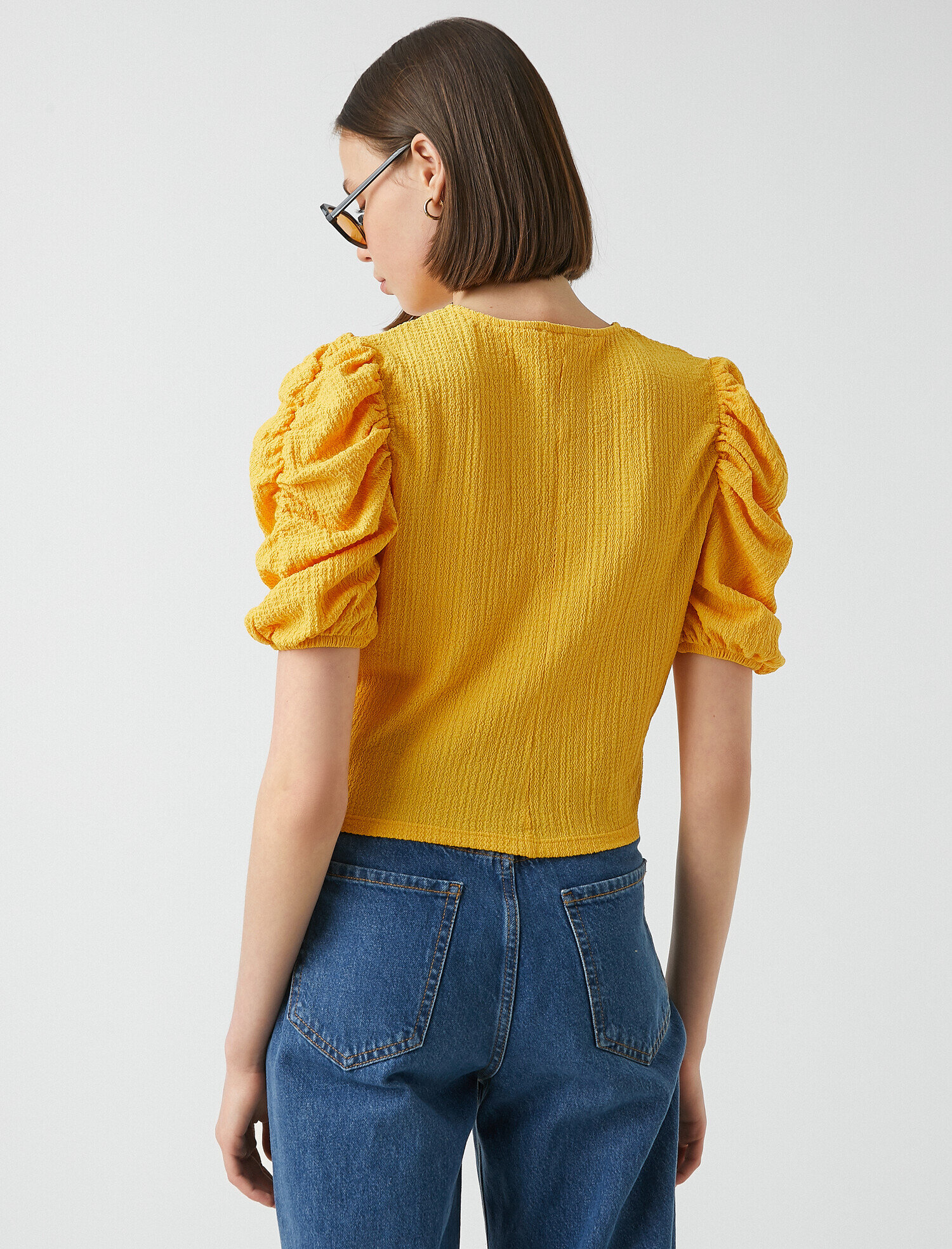   Büzgülü Balon Kollu Tişört Bisiklet Yaka