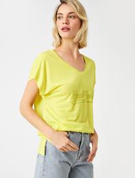 Yazı Baskılı Tişört V Yaka Kısa Kollu