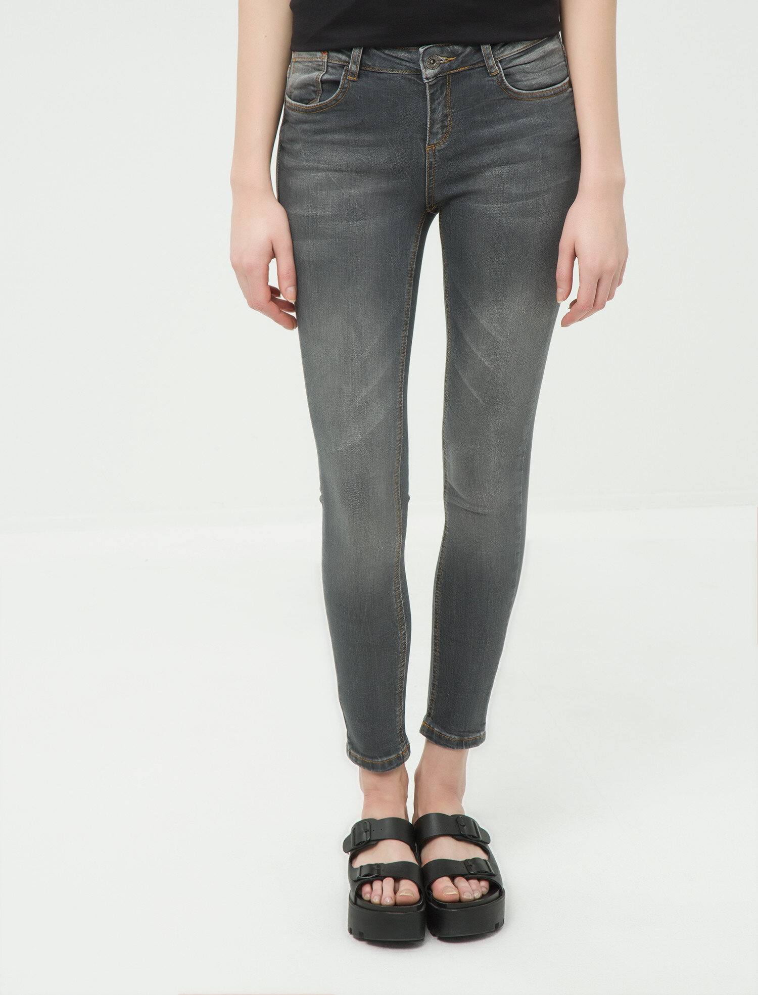   Düşük Bel Pantolon