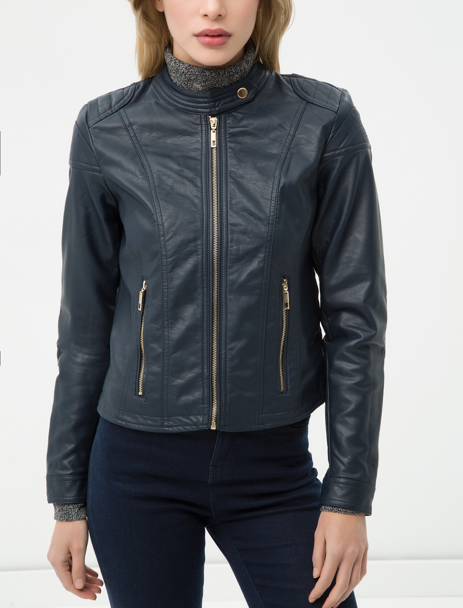   Deri Görünümlü Kısa Ceket