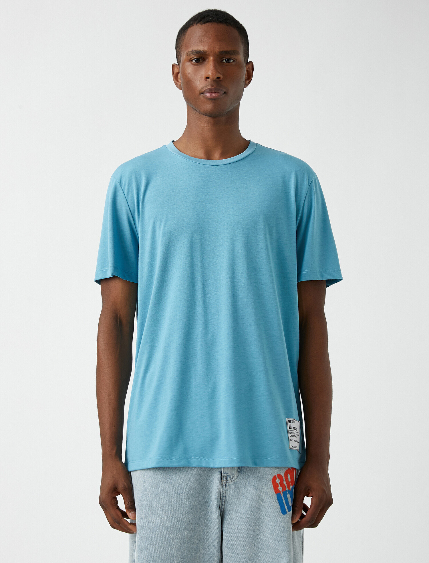   Regular Fit Etiketli Basic Tişört