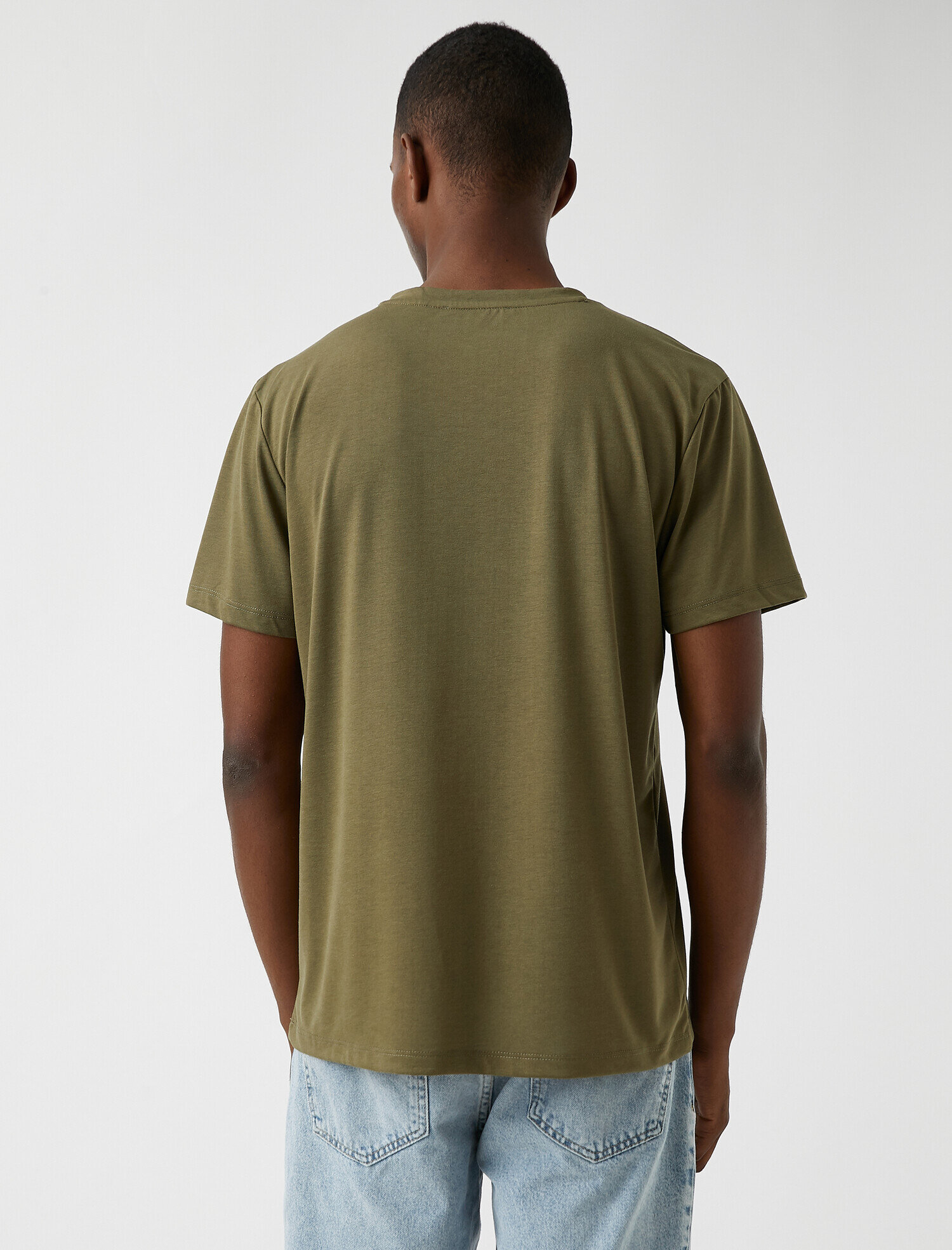   Regular Fit Etiketli Basic Tişört