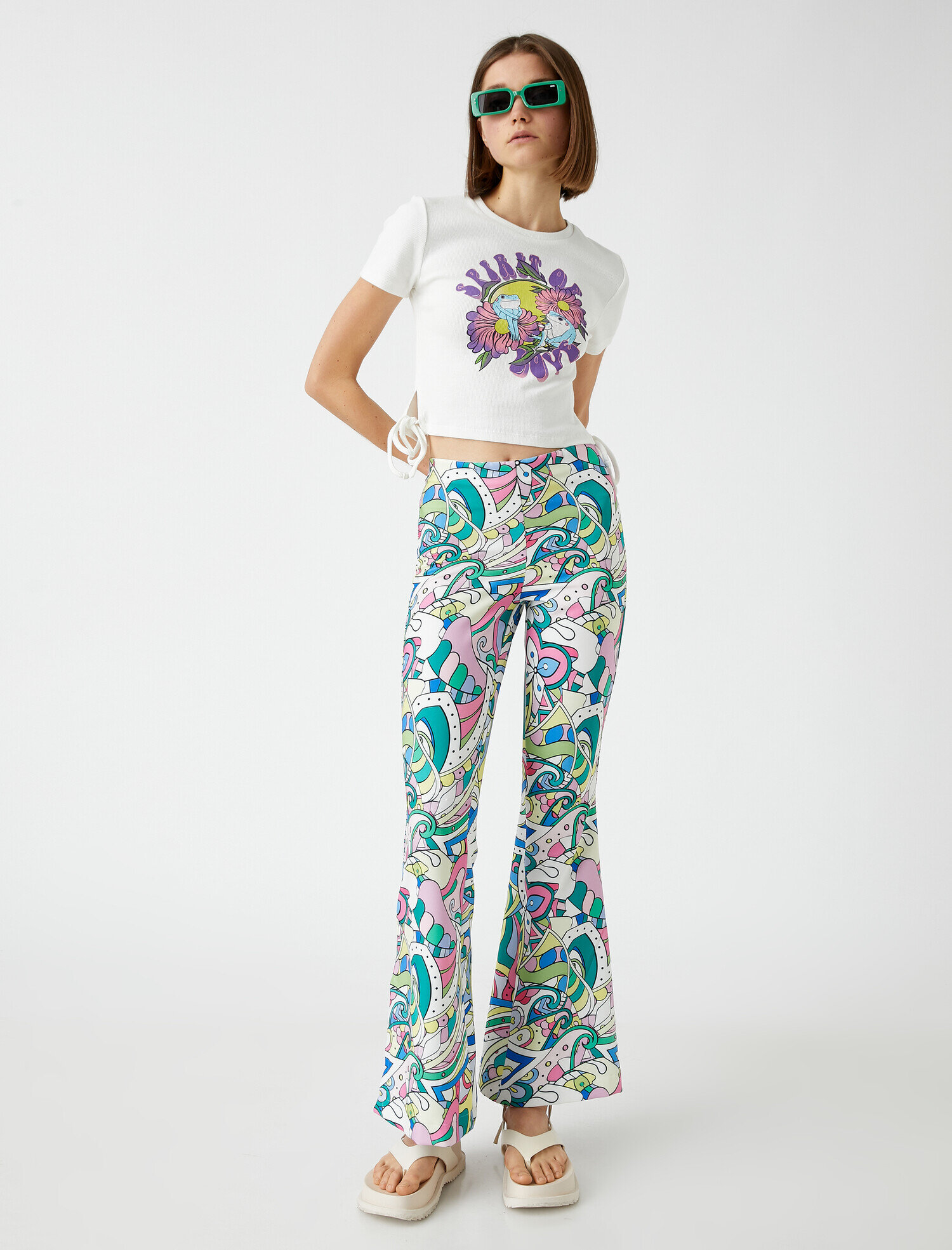   Baskılı Tişört Bisiklet Yaka Bağlama Detaylı