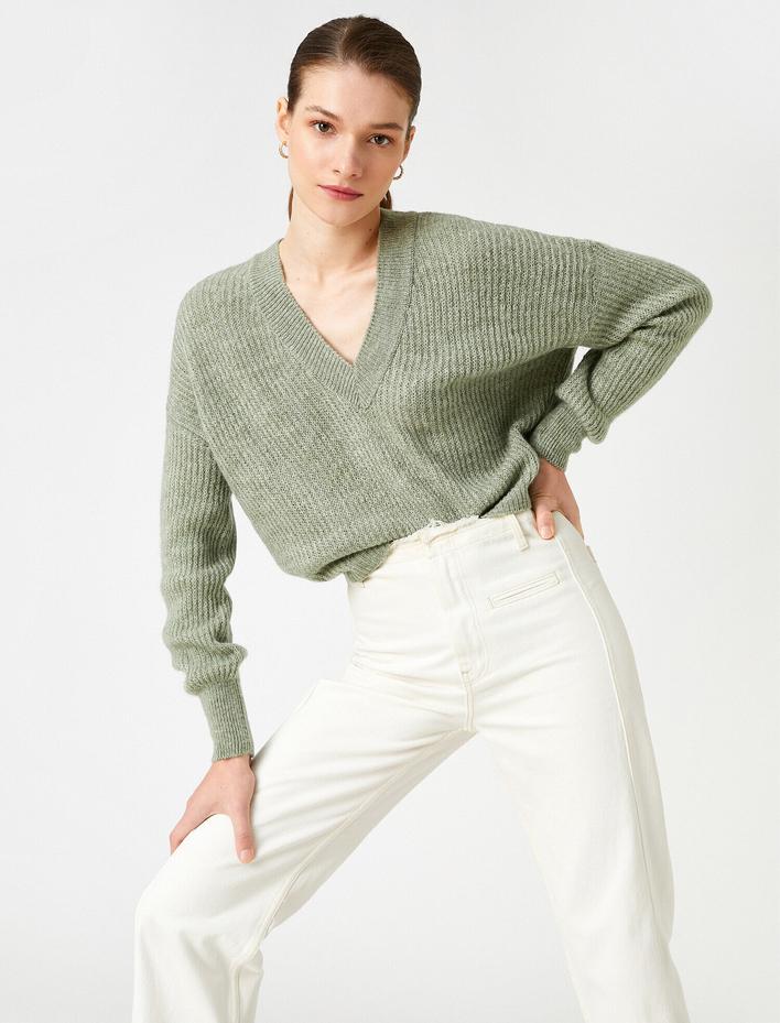  Crop Triko Kazak V Yaka Uzun Kollu