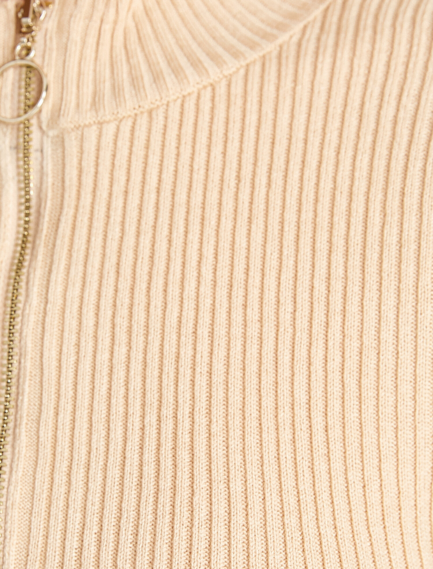   Kısa Kollu Triko Fermuar Detaylı Kaşmir Dokulu