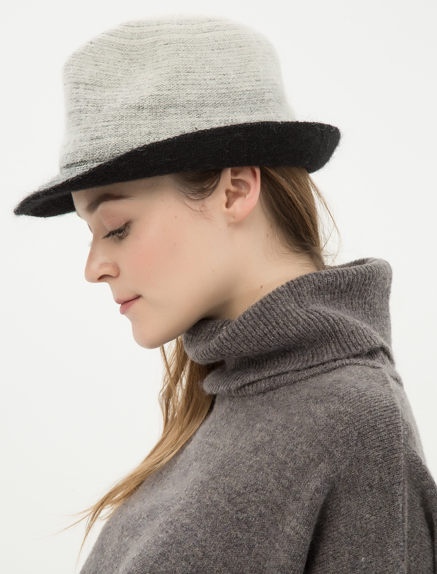  Kadın Fötr Şapka