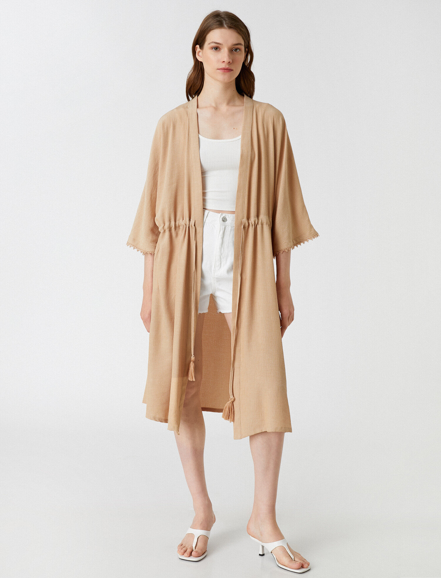   Kısa Kollu Kimono Bağlama Detaylı