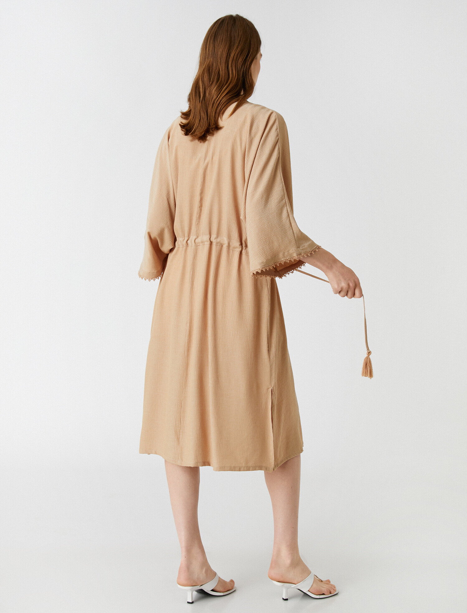   Kısa Kollu Kimono Bağlama Detaylı