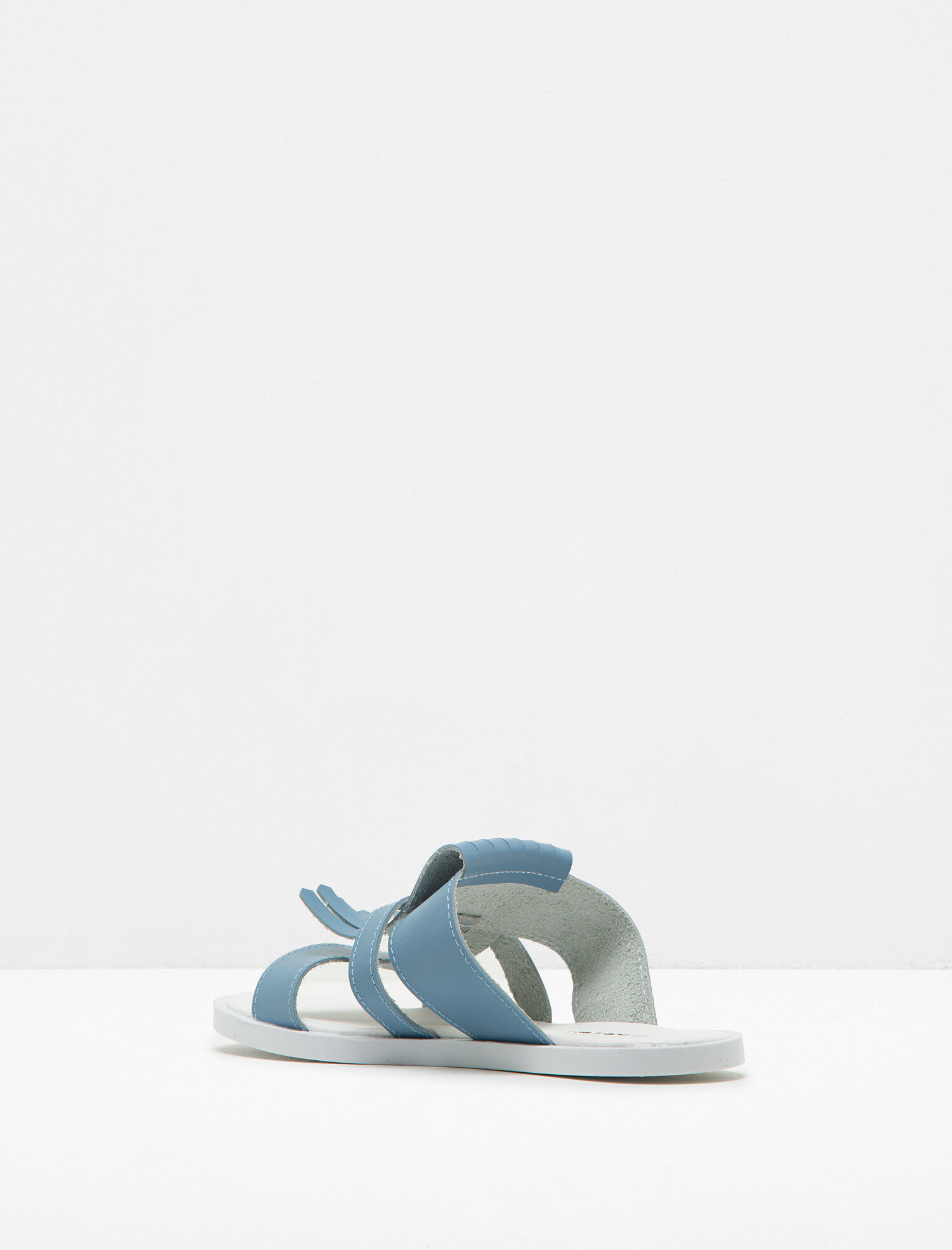  Kadın Püskül Detaylı Terlik