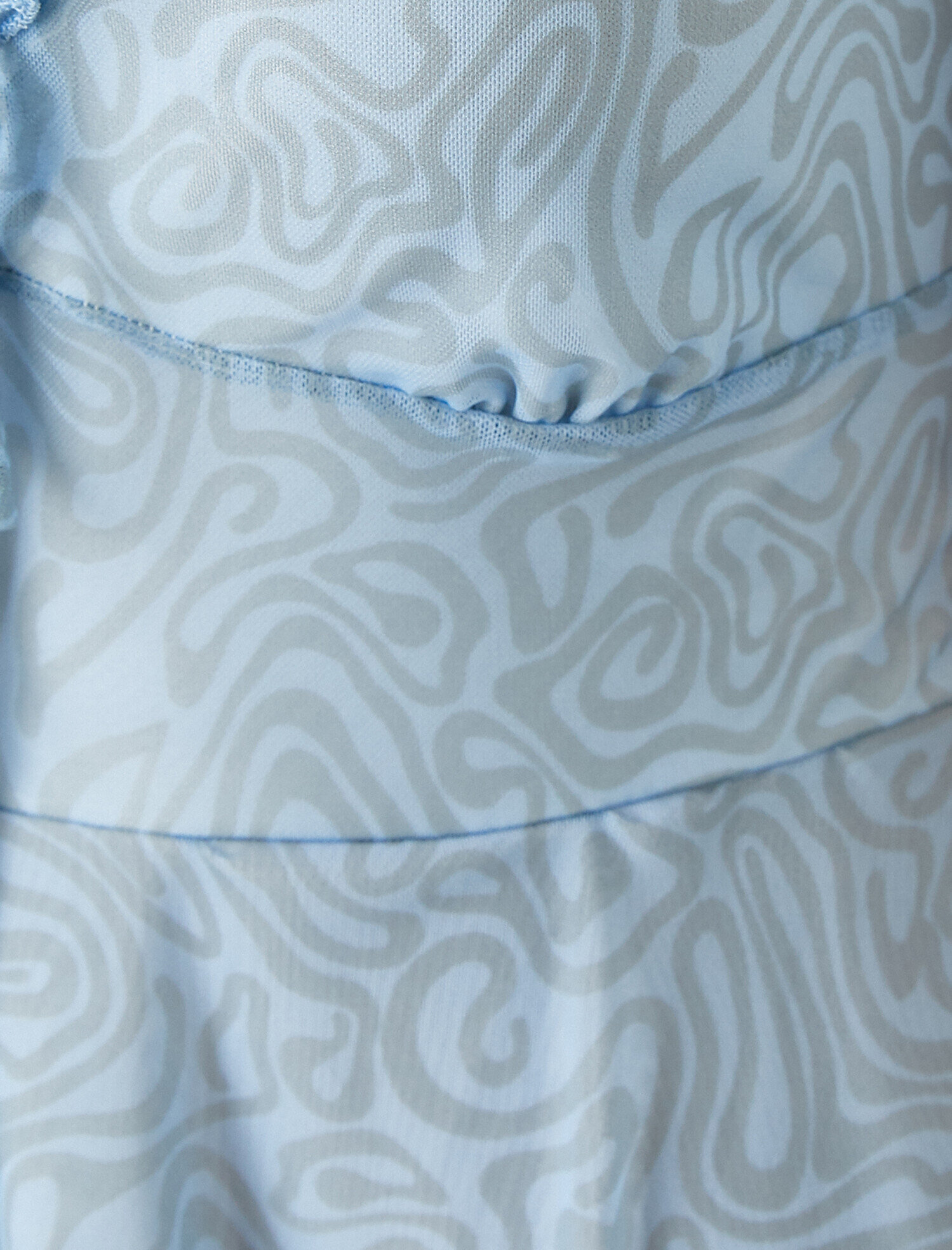   Desenli Mini Elbise Kolsuz V Yaka