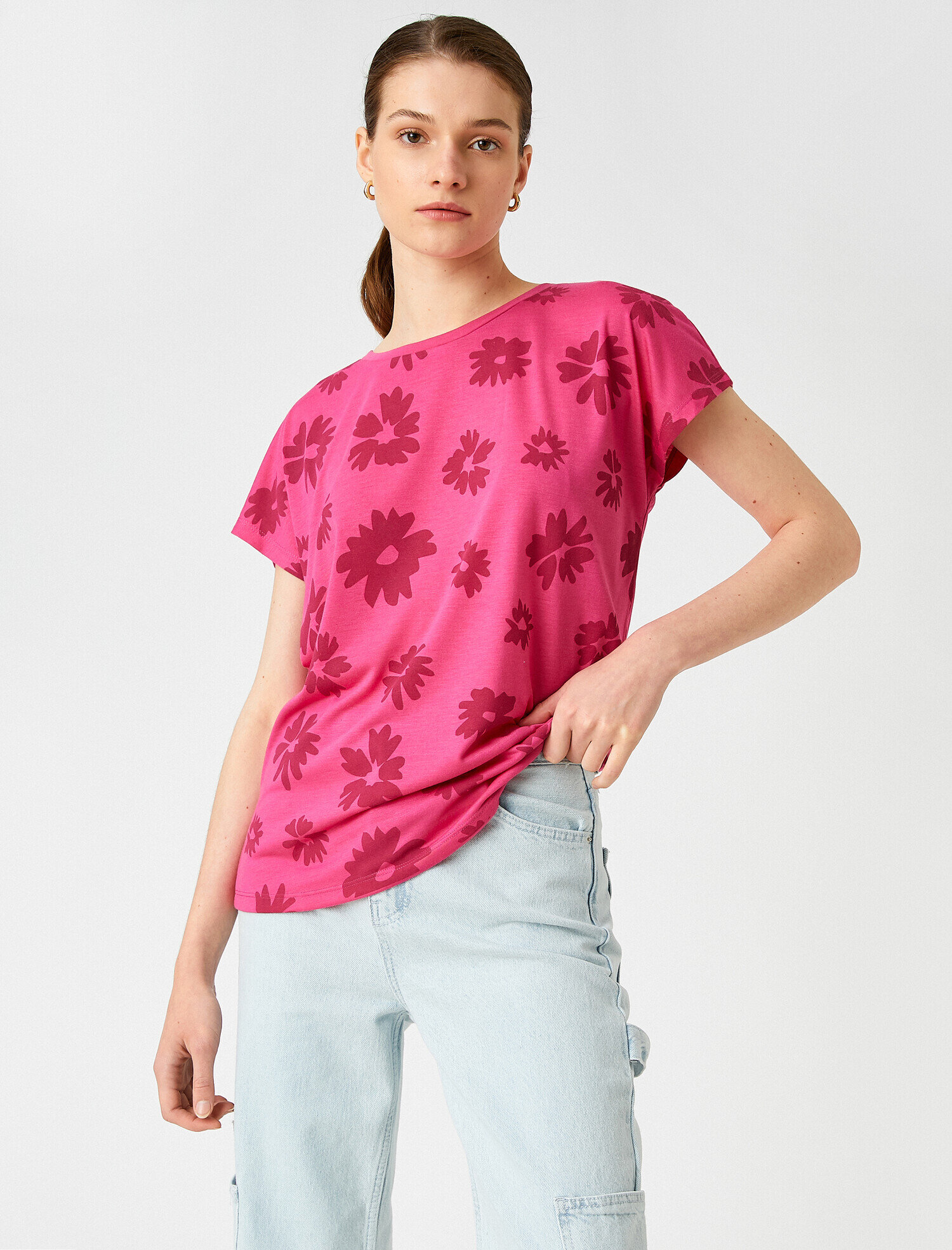   Çiçek Baskılı Tişört Bisiklet Yaka Kısa Kollu