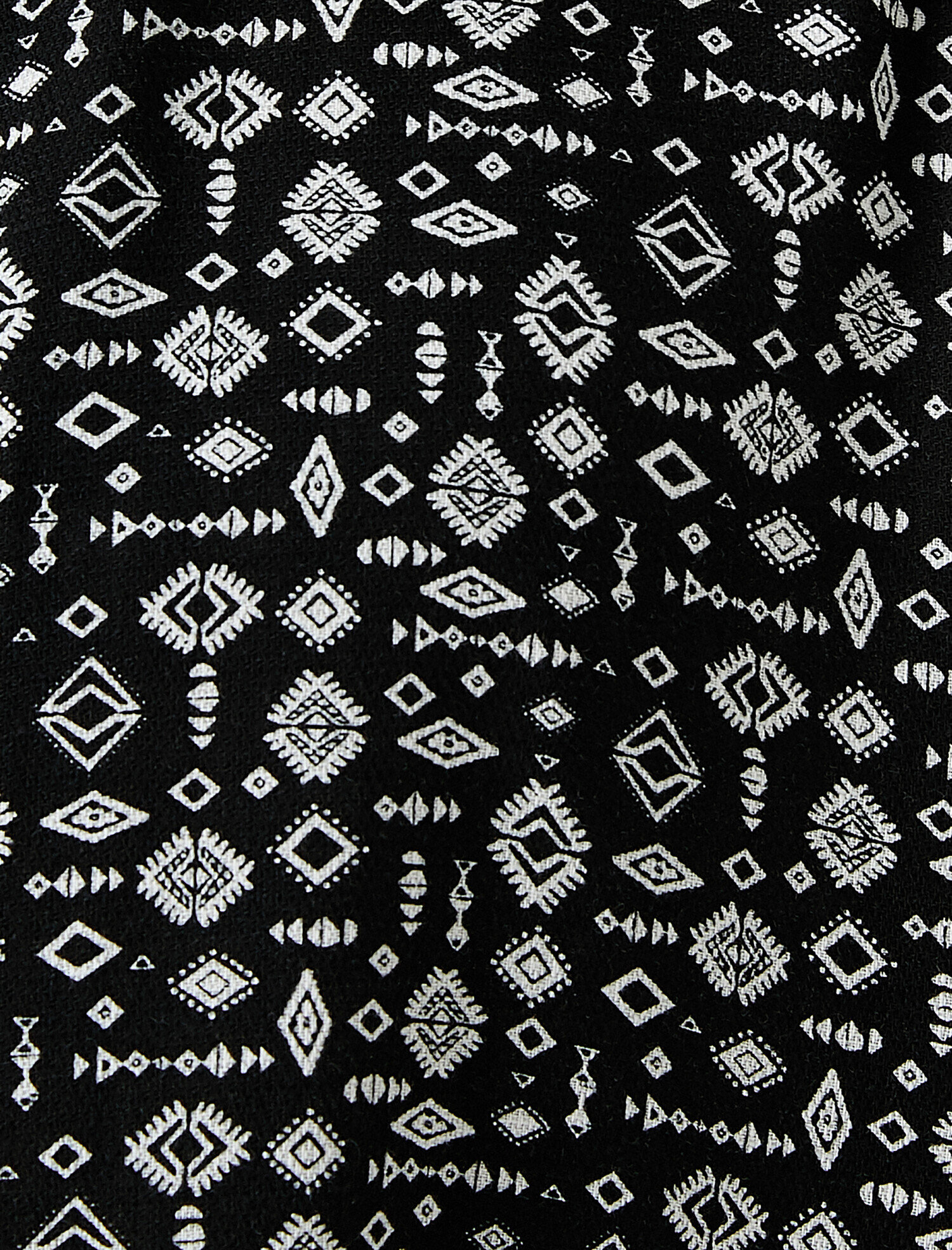   Etnik Desenli Kısa Kollu Gömlek