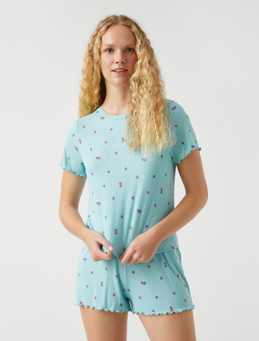   Desenli Örme Pijama Takımı