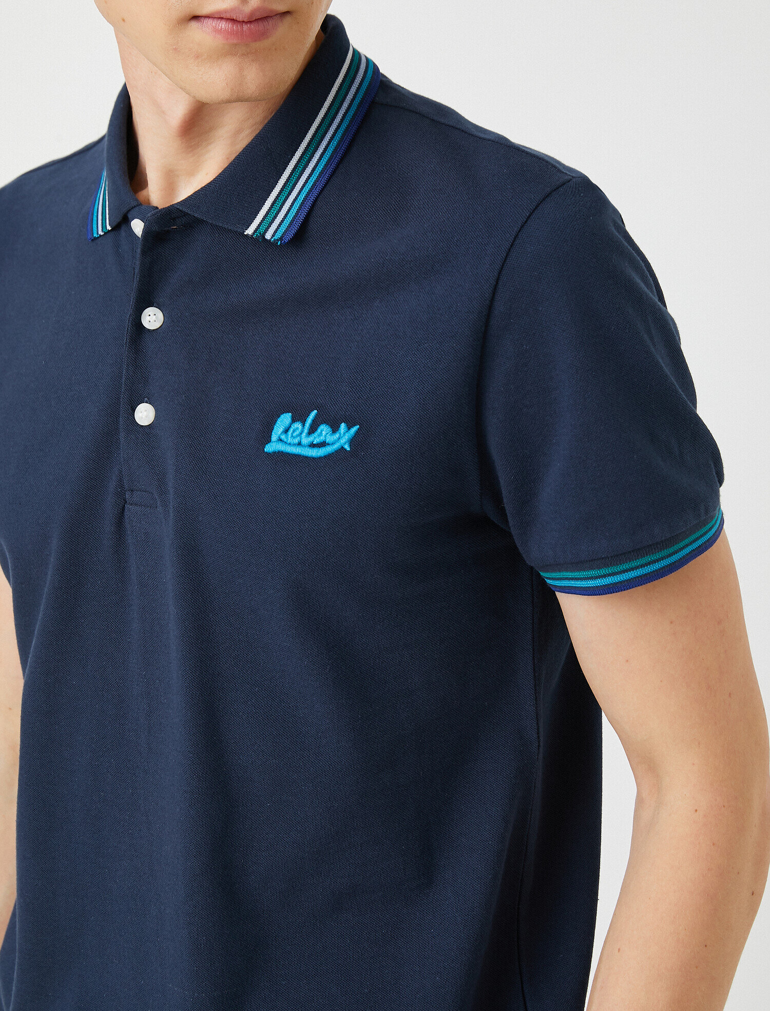   Slim Fit İşlemeli Polo Yaka Tişört
