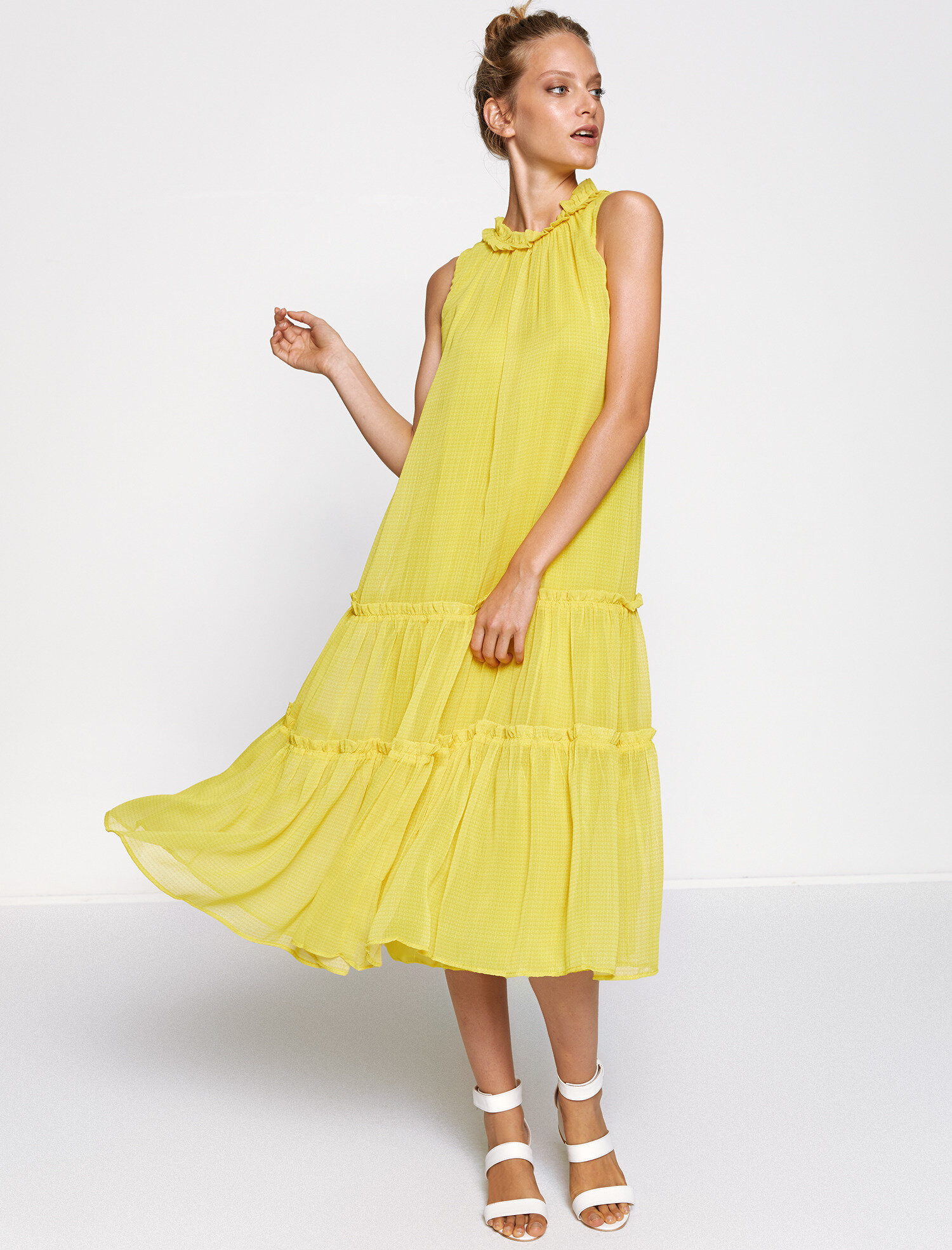   Fırfır Detaylı Elbise