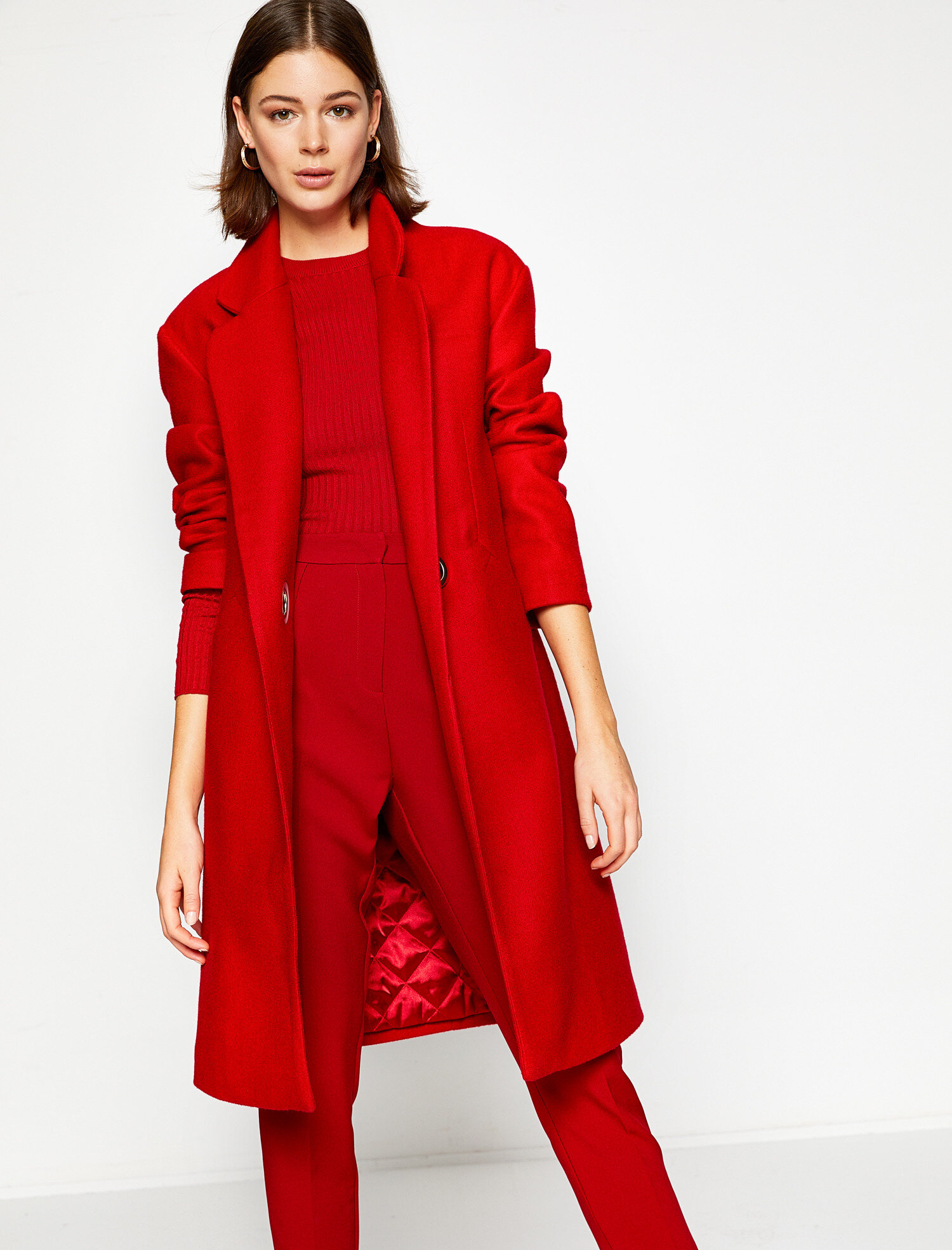   Cep Detaylı Yün Kaban