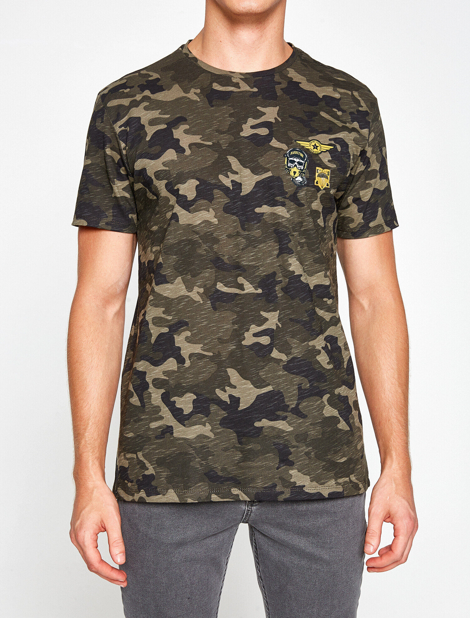   Kamuflaj Desenli Tişört