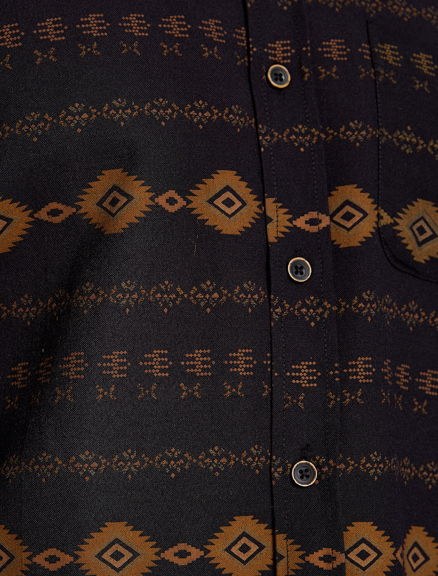   Etnik Desenli Gömlek