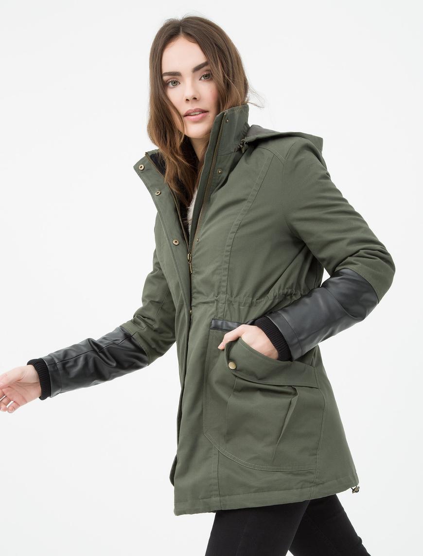   Kapüşonlu Parka